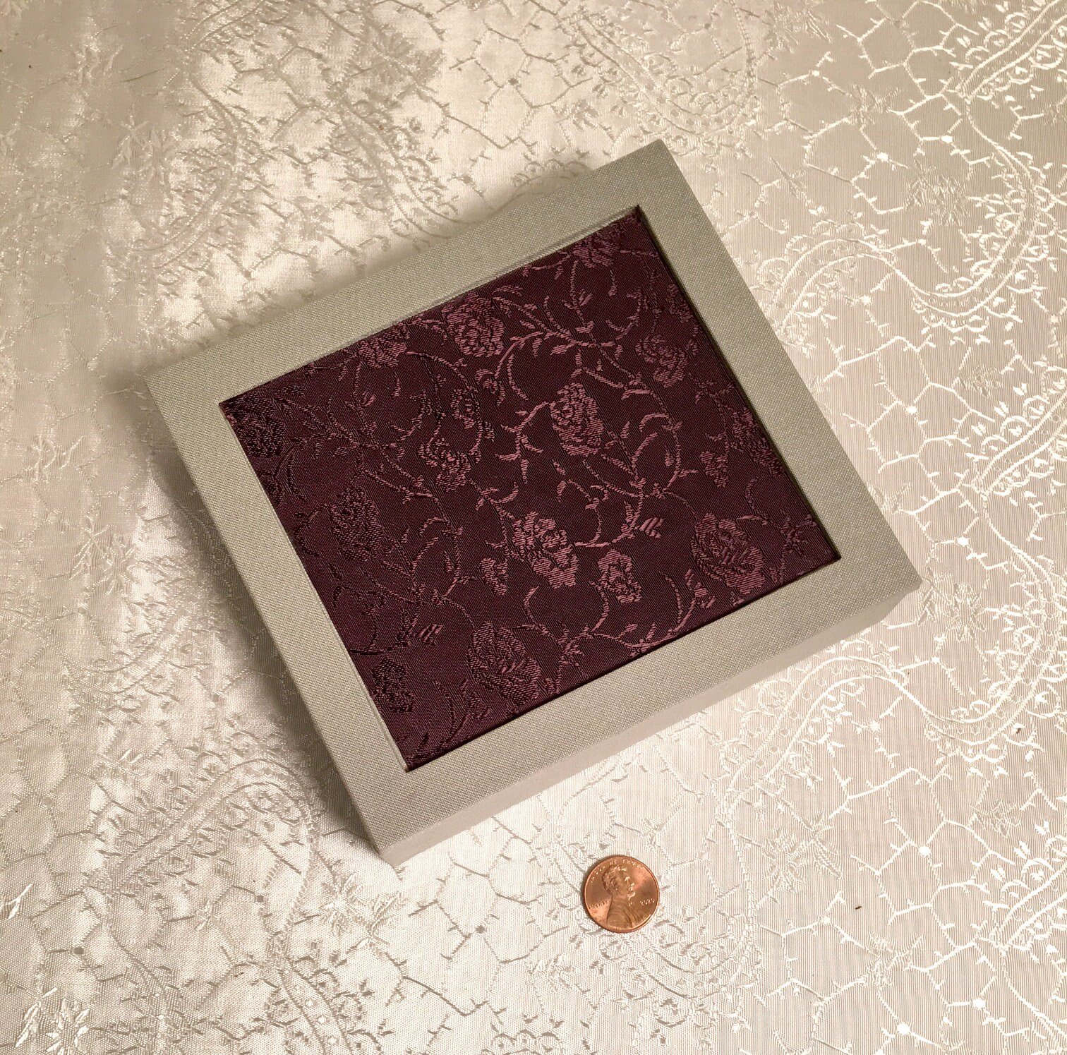https://i.etsystatic.com/13144215/r/il/bcae3d/3693563078/il_fullxfull.3693563078_dfae.jpg