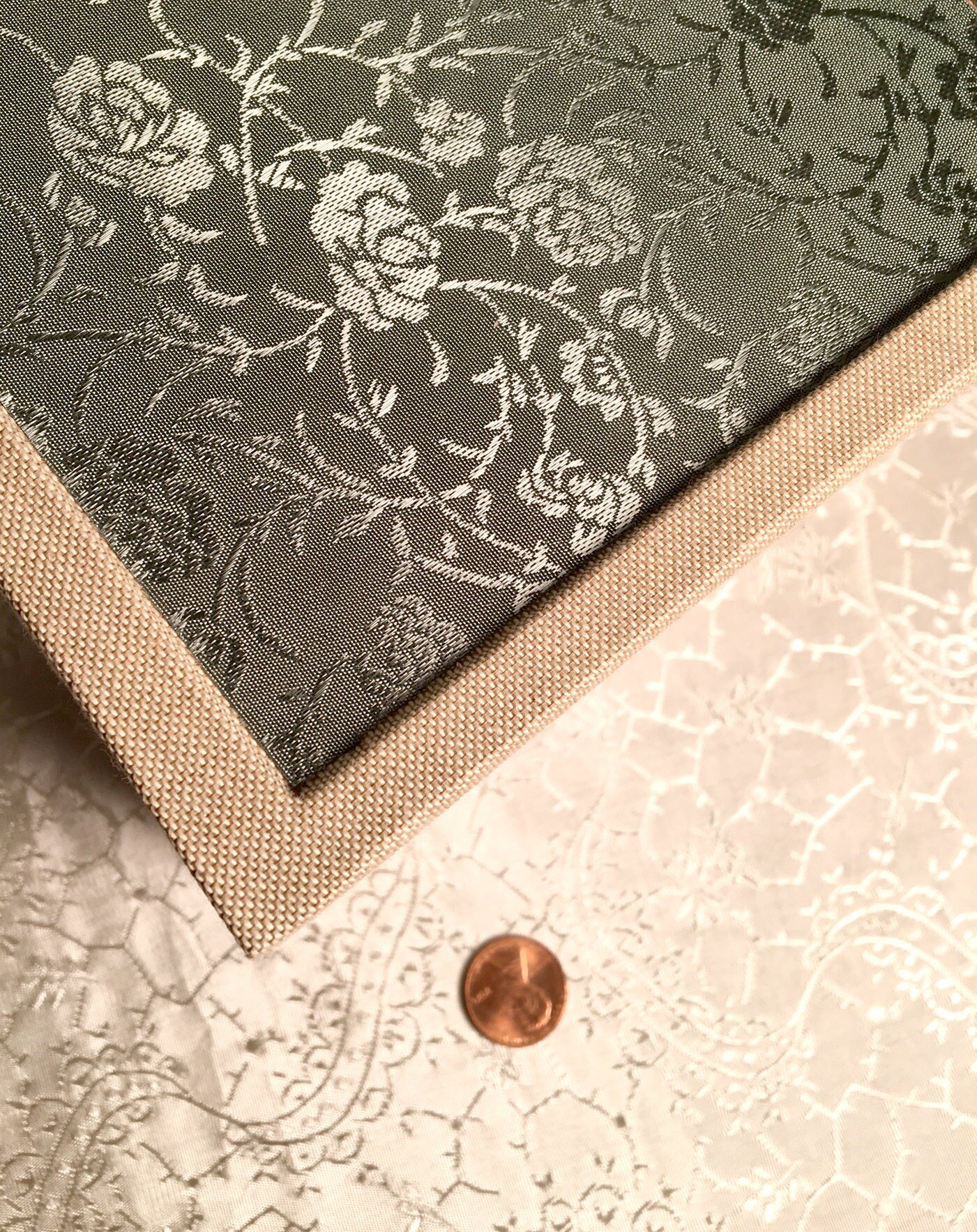 https://i.etsystatic.com/13144215/r/il/532cb2/3769549869/il_fullxfull.3769549869_eeea.jpg