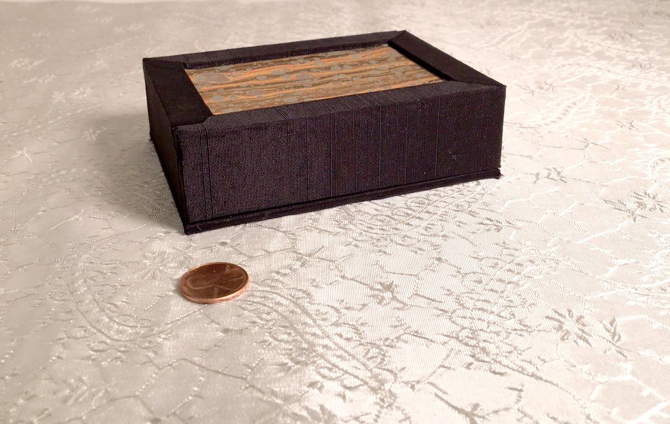 https://i.etsystatic.com/13144215/r/il/b00ff9/3753787985/il_fullxfull.3753787985_5zqg.jpg