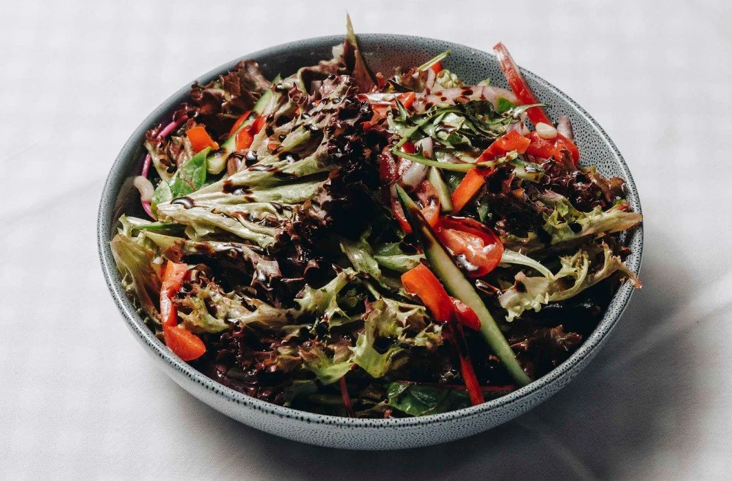 What Are the Most Popular Types of Italian Salad You’ll Find at Hungry Wolf’s?