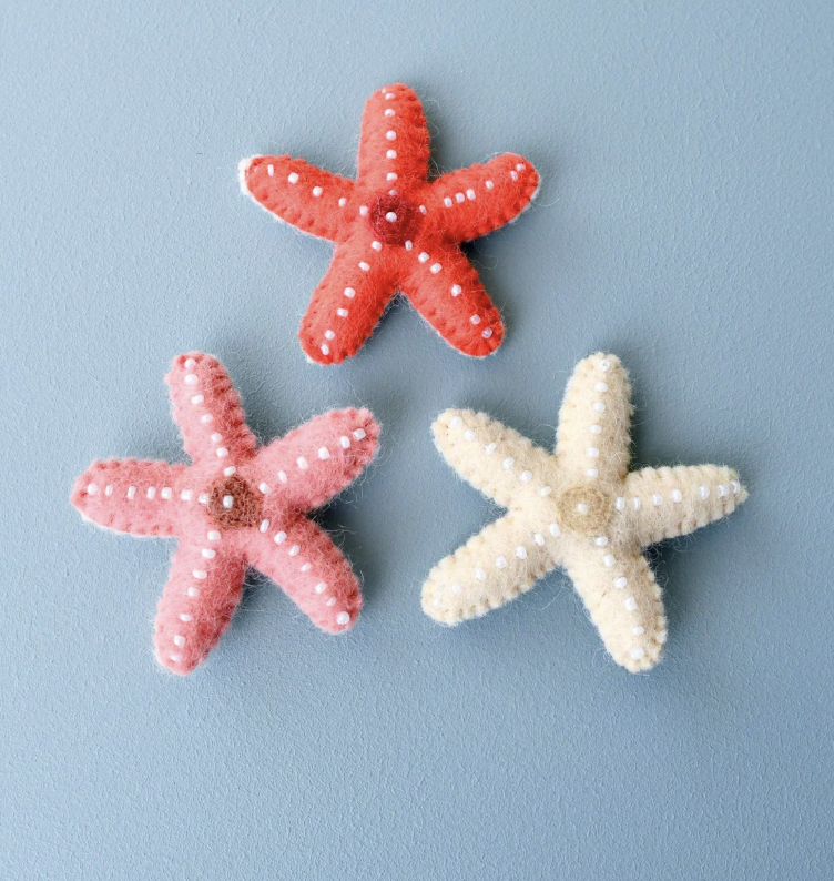 Tara Treasures - Felt Starfish, Set of 3