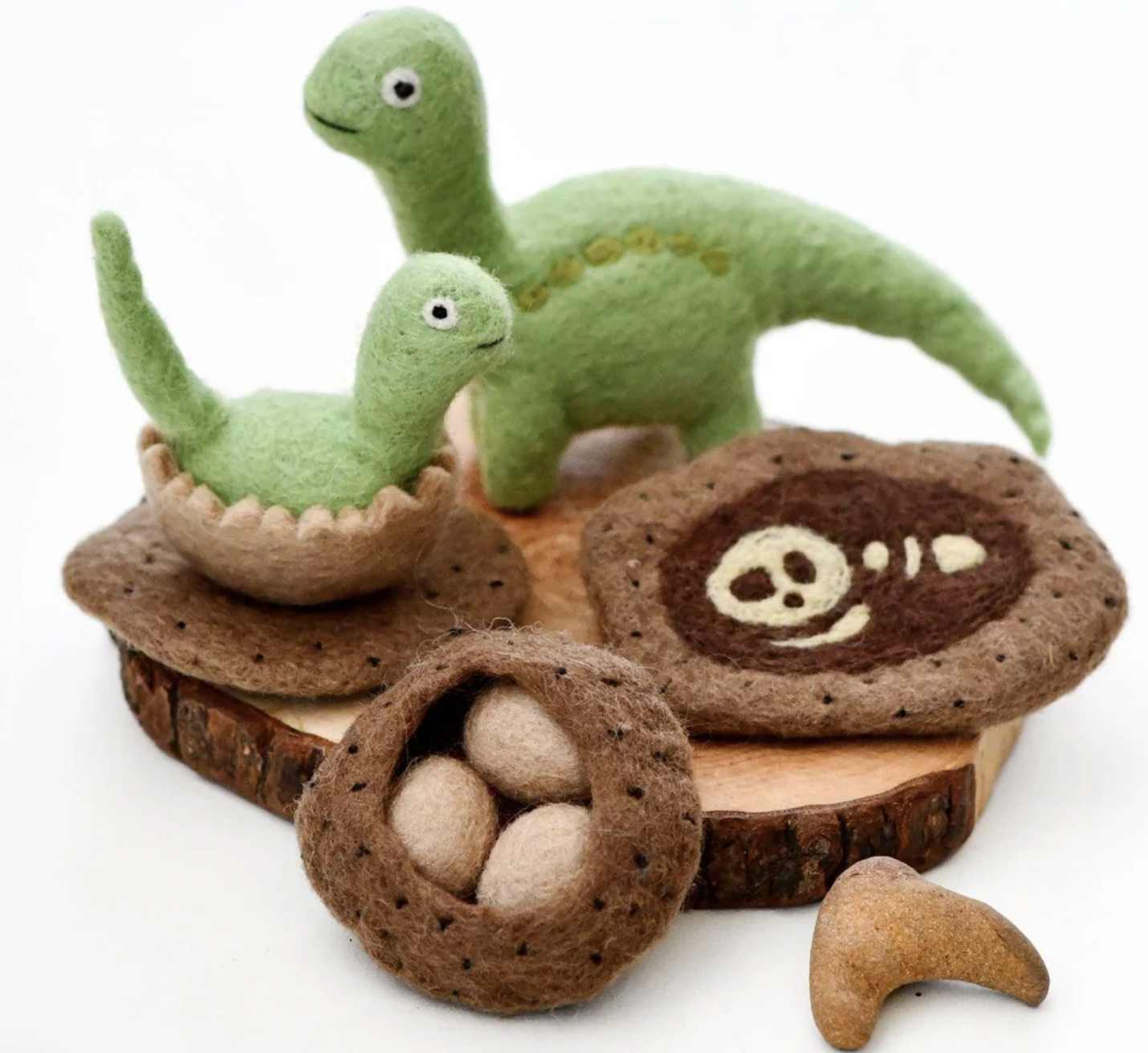 Tara Treasures - Felt Life Stages of a Dinosaur - Brontosaurus
