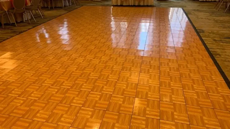 Indoor Dance Floor- 15x15