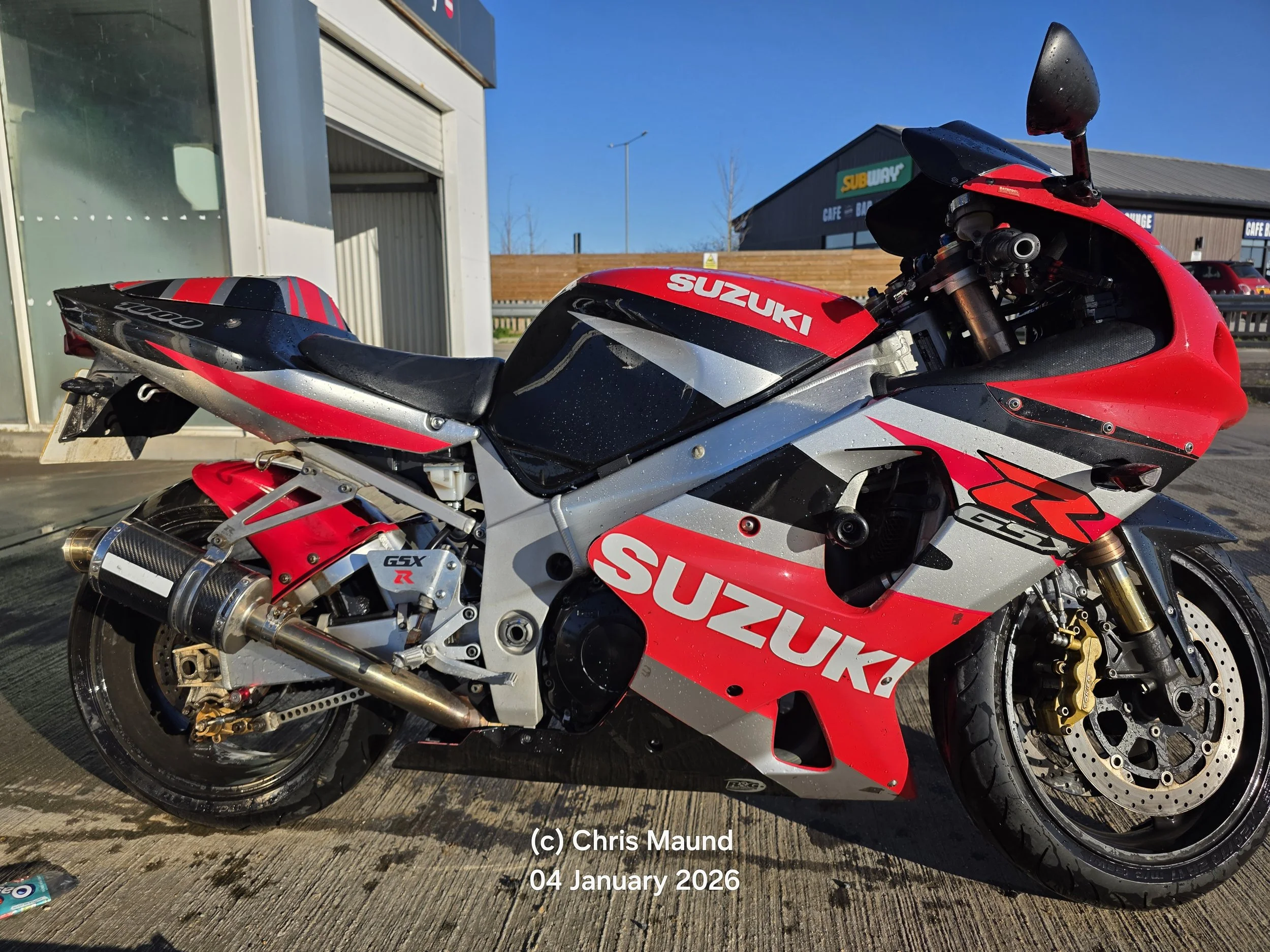 I finally got chance to clean the Suzuki :)