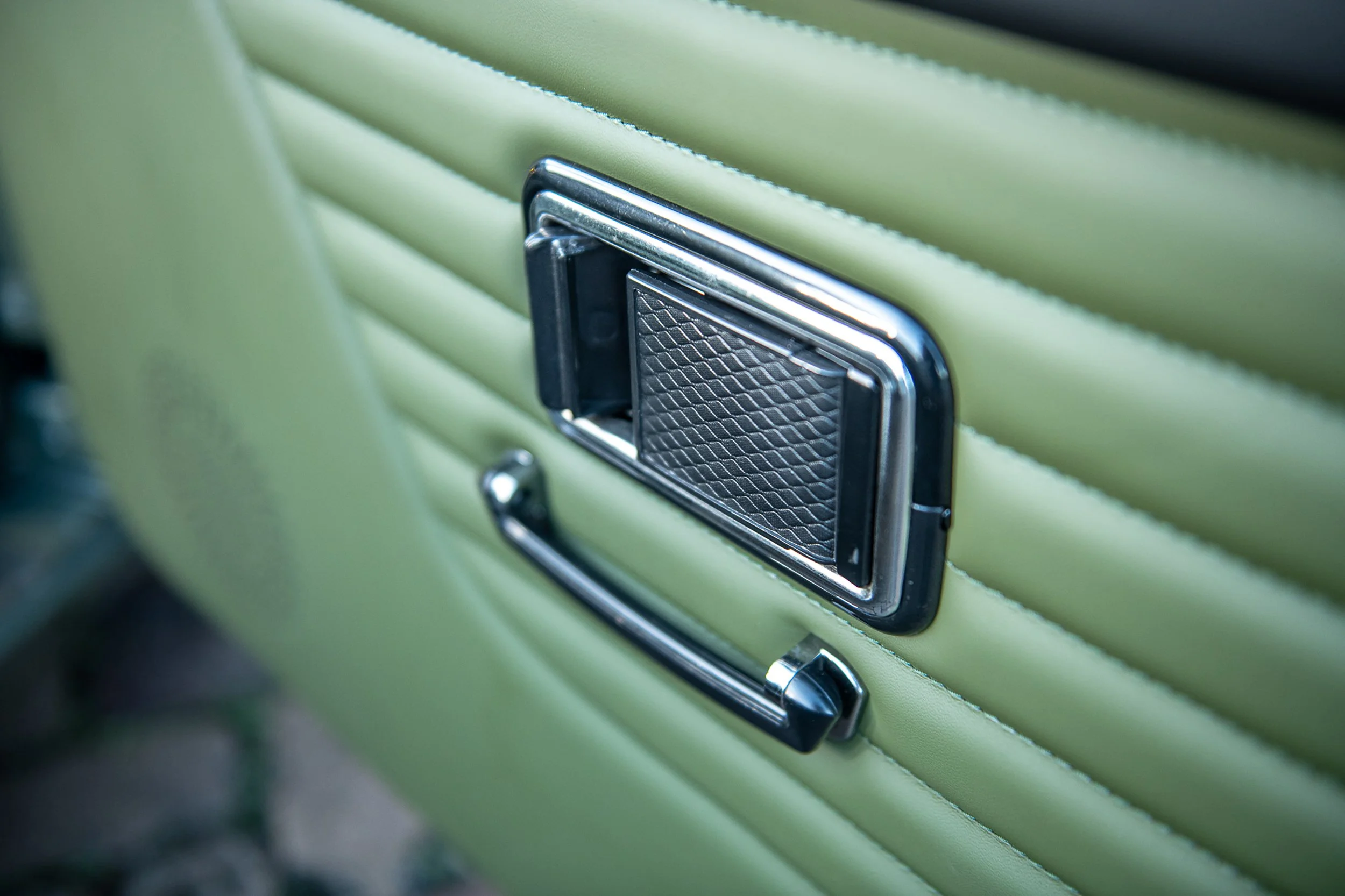Modern-Classic-MG-GW-small_044_ƒ.jpg