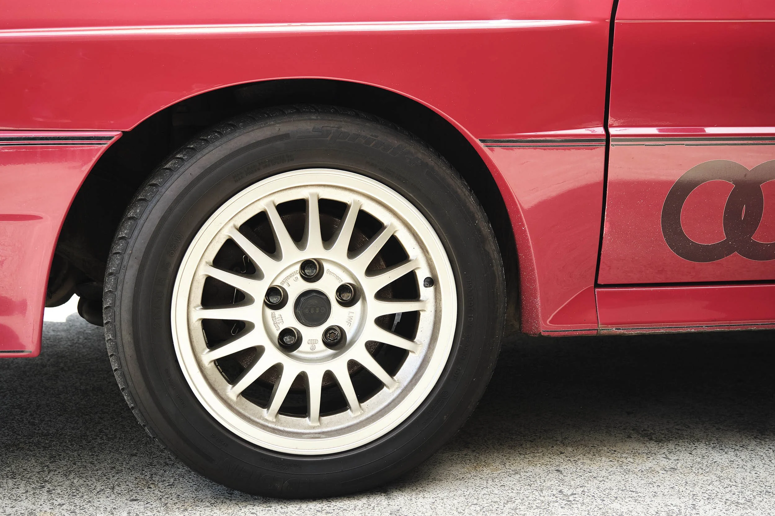 DSCF1281_audi_quattro_ƒƒ.jpg