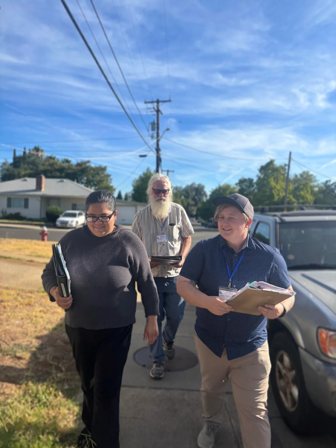 Volunteers unloading food from truck
