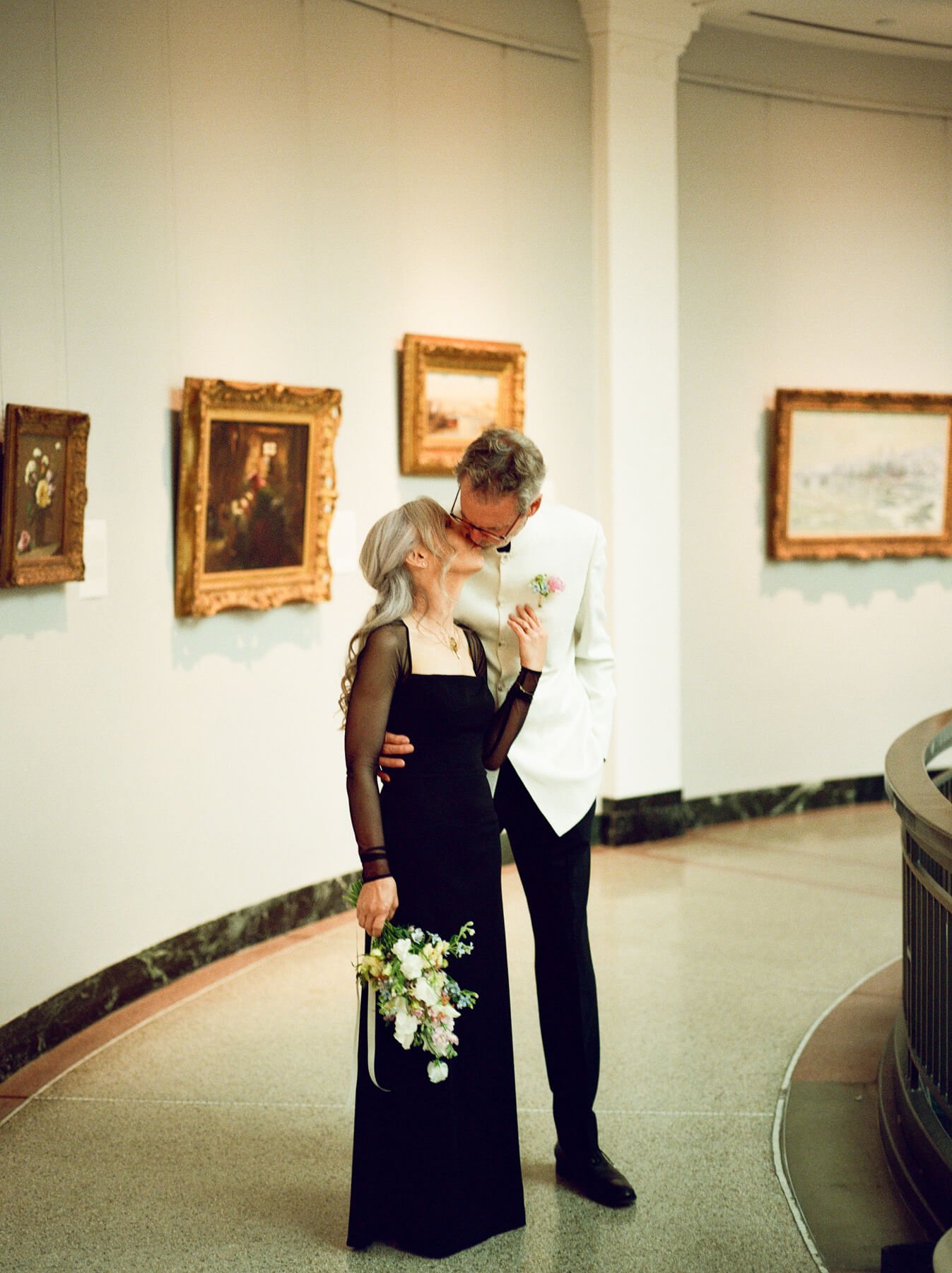 UMMA-Wedding-Couple-Kissing.jpg
