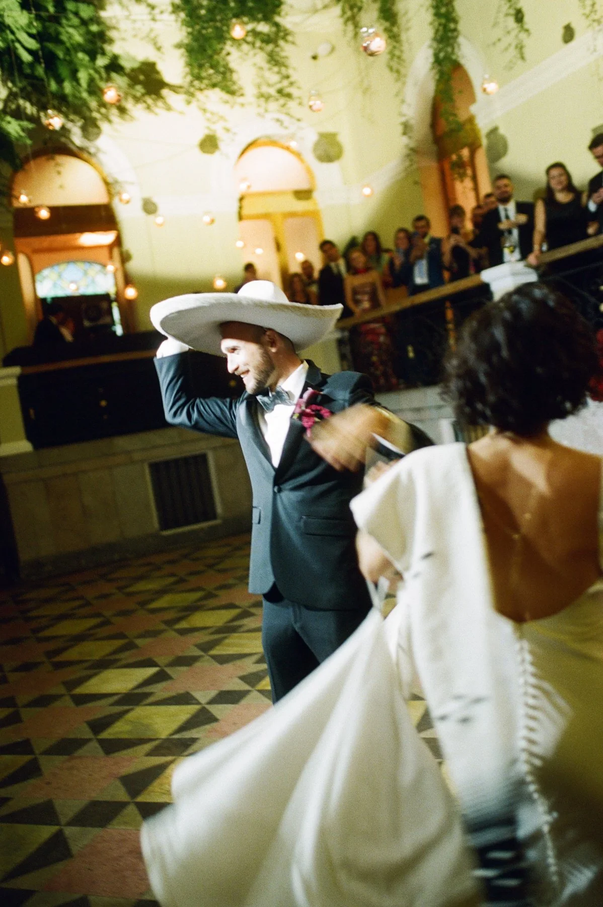 Mexico-City-Wedding-First-Dance.jpg