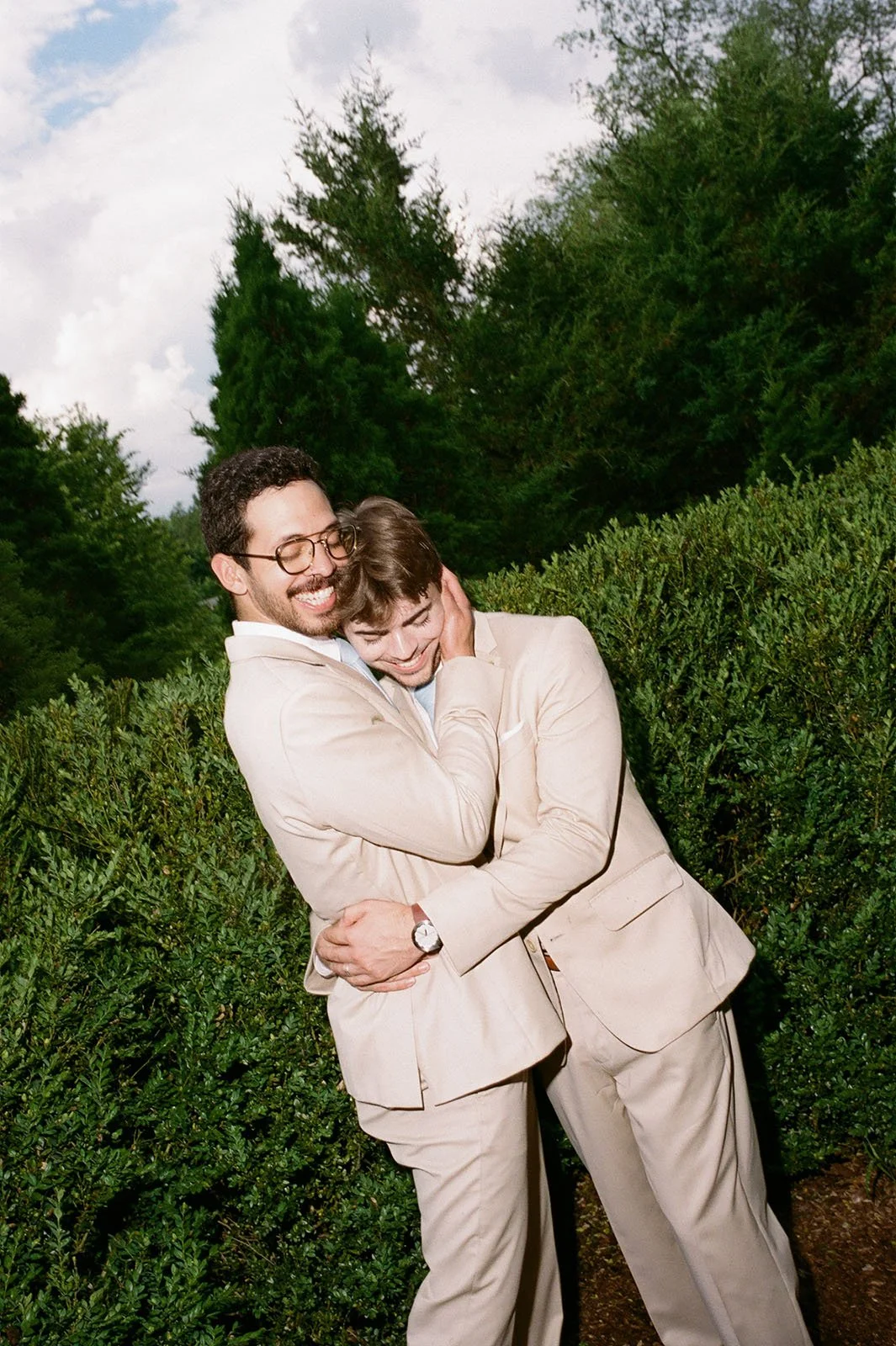 Intimate Botanical Gardens Elopement <strong>Eliezer & Josh</strong>