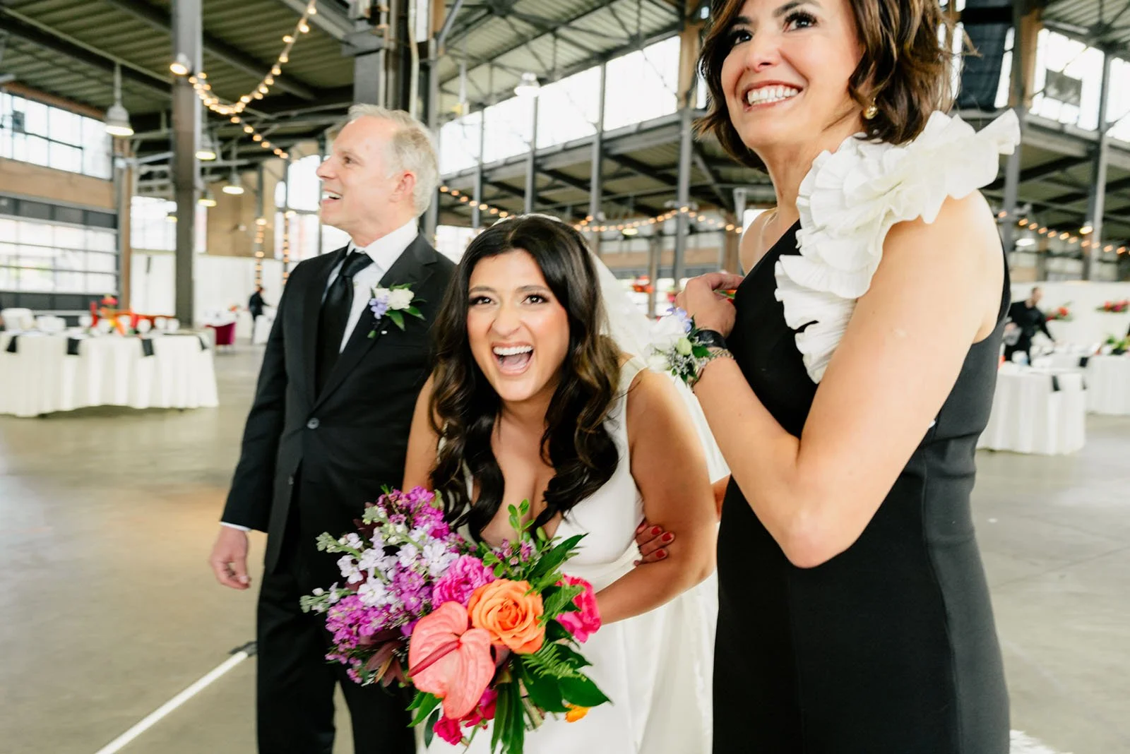 Eastern-Market-Detroit-Wedding-Family-Candid.jpg