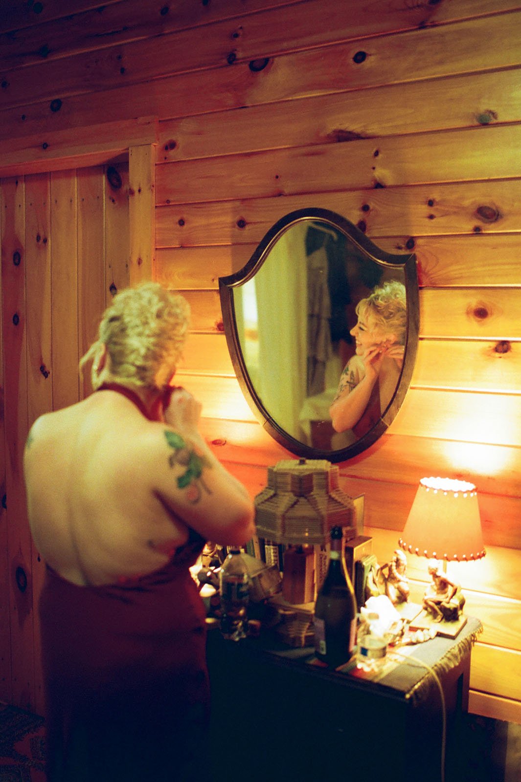 Camp-Woodbury-Wedding-Getting-Ready-Mirror.jpg