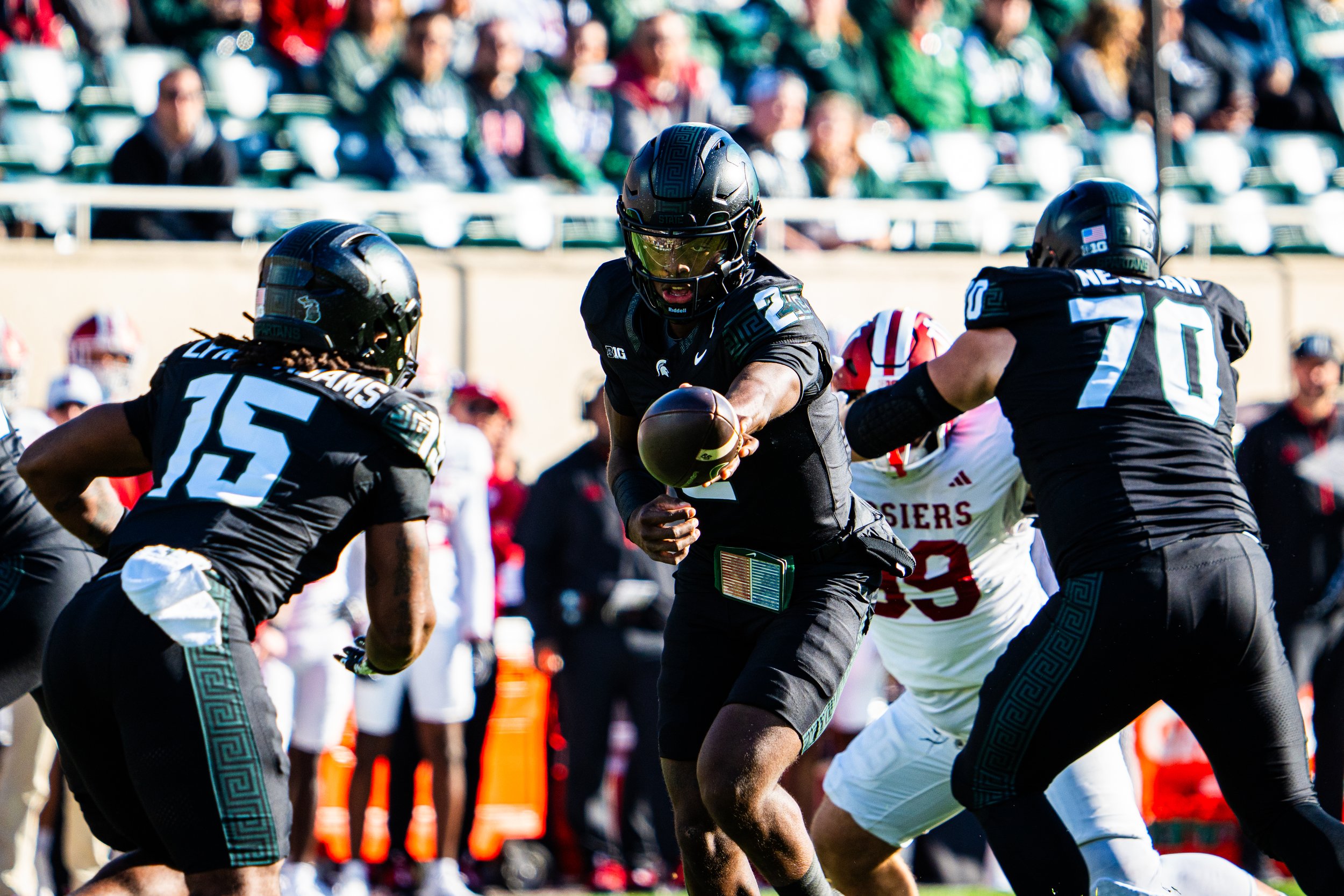 110224_MSUFOOTBALL_MW_019.jpg