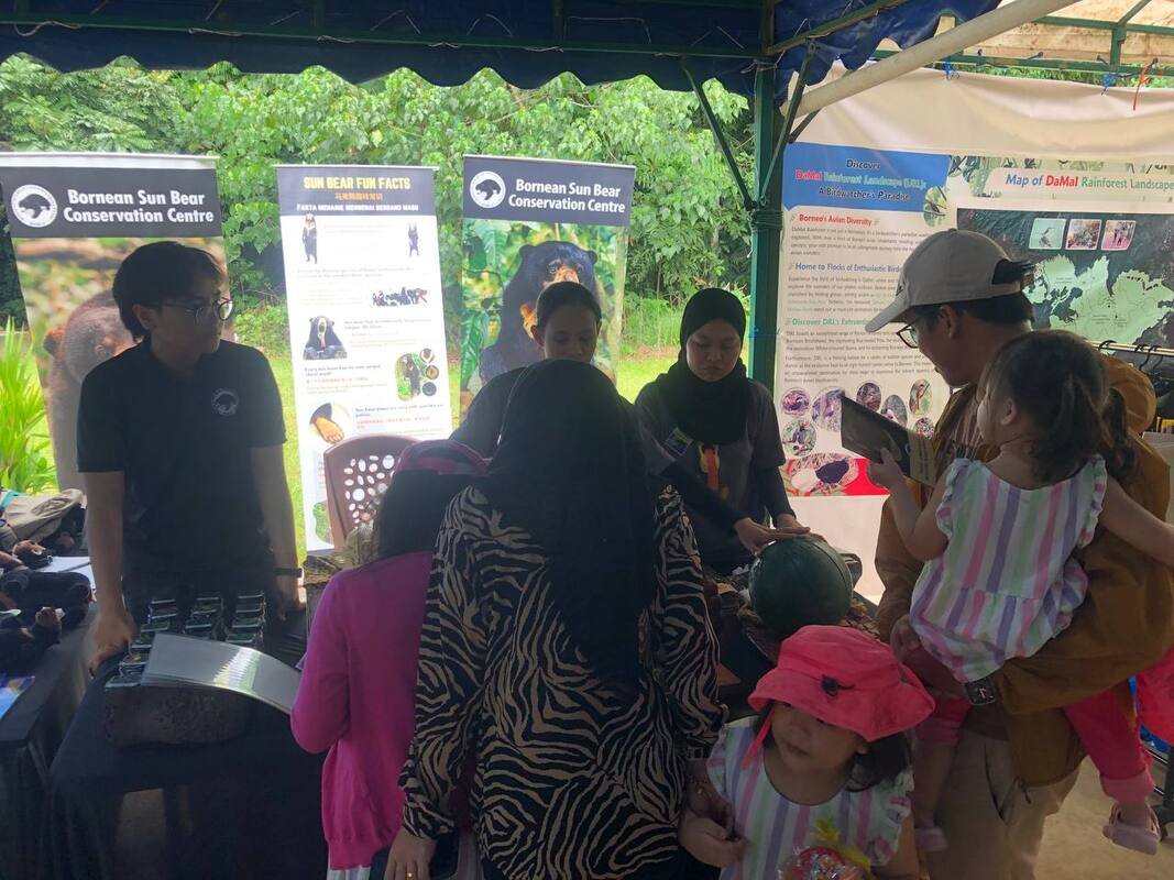 2023-10-22-borneo-bird-festval-day-2-21_orig.jpeg