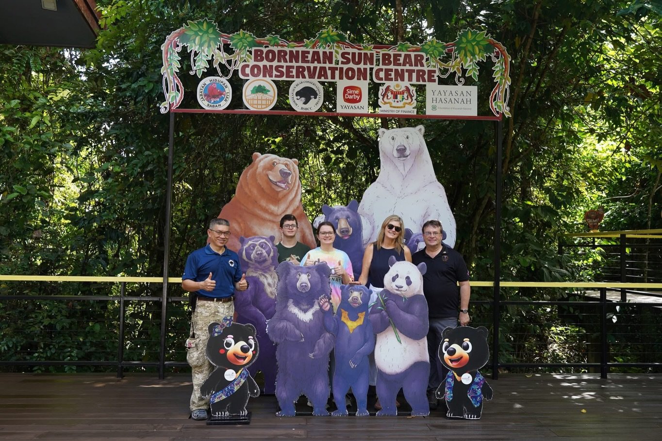 We were honoured to welcome His Excellency Edgard D. Kagan, U.S. Ambassador to Malaysia, who visited the Bornean Sun Bear Conservation Centre (BSBCC) today with his family. 

Our CEO and Founder, Dr. Wong Siew Te, had the pleasure of guiding them aro
