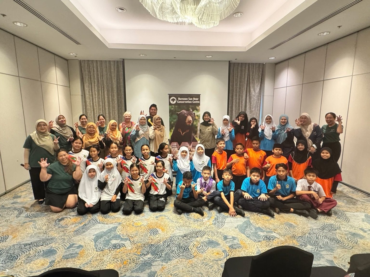 On 11 May 2026, our Education Team joined an outreach programme at Shangri-La Tanjung Aru in conjunction with the International Day for Biological Diversity. The programme involved students from SK Stella Maris, SK Tanjung Aru I, and SK Tanjung Aru I