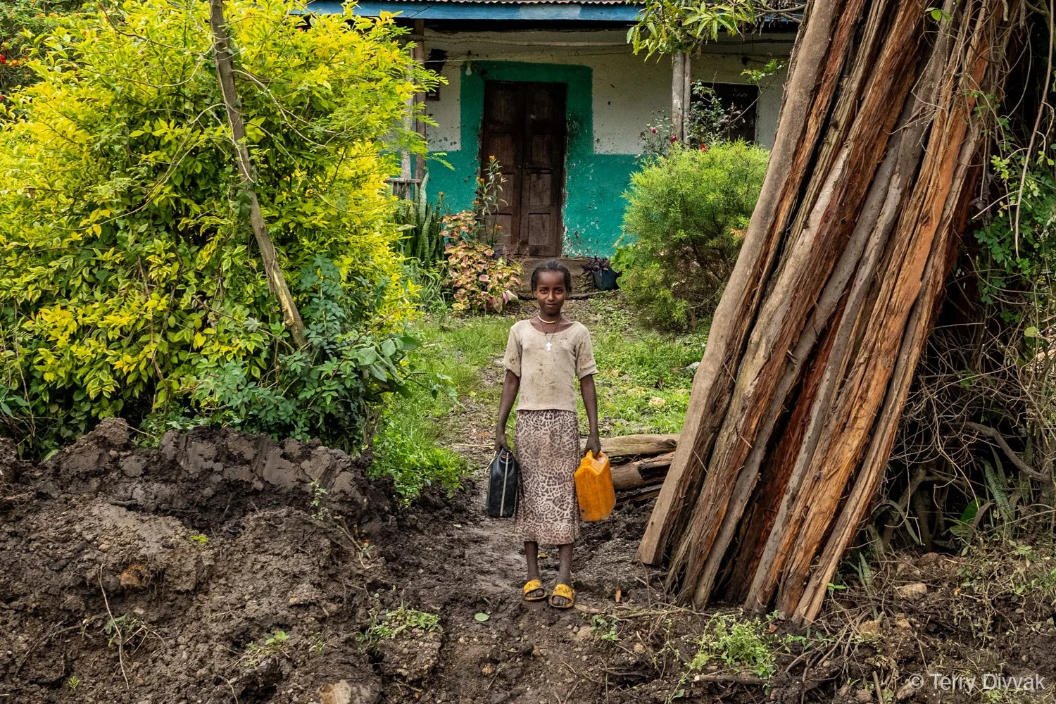 _PZ85683- Ethiopia_Terry_Divyak.jpg
