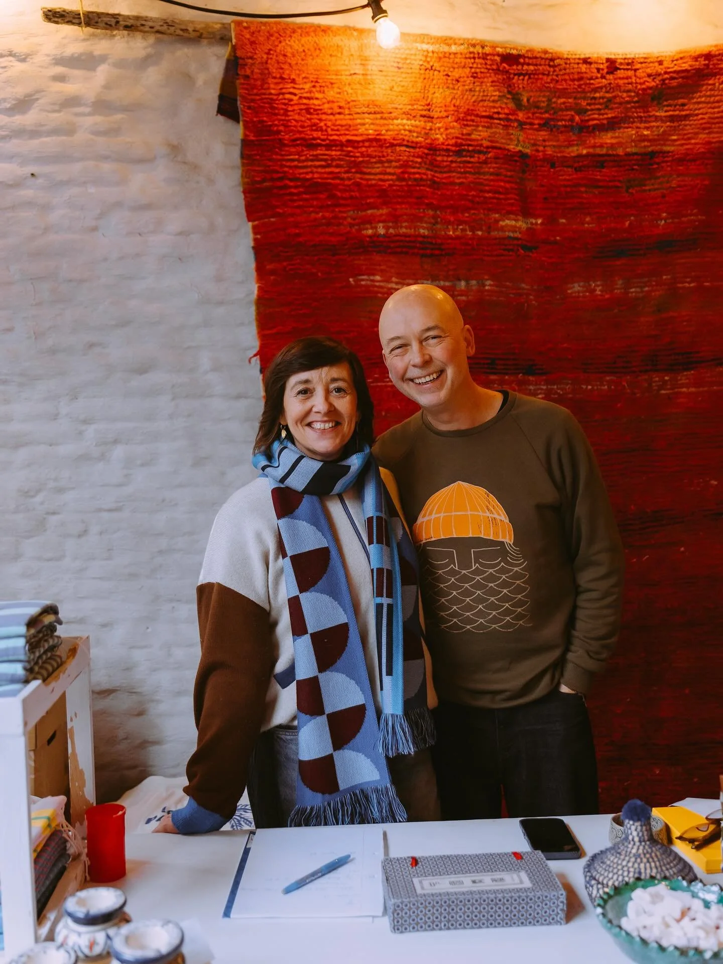 Good vibes only op de Xmas Bazar van vorig weekend en die kan @this_is_anna_fedyk als de beste vastleggen.  Het is altijd nagenieten elke keer ik haar foto&rsquo;s ontvang 🙃

Herken je jezelf? Stuur een berichtje, ik tag je &eacute;n je krijgt de fo