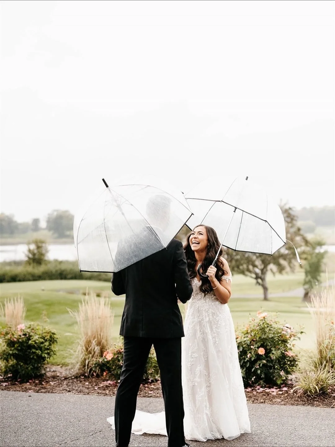 When you&rsquo;re this much in love the rain doesn&rsquo;t matter ☔️
⠀⠀⠀⠀⠀⠀⠀⠀⠀
Fitting photos for today&rsquo;s Forecast 💧
⠀⠀⠀⠀⠀⠀⠀⠀⠀
Photo @vanessaleephotomn 
Venue Rush Creek 
Flowers @ashleyskeieevents 
⠀⠀⠀⠀⠀⠀⠀⠀⠀
.
.
.
 #HappilyEverAfter #LoveWins
