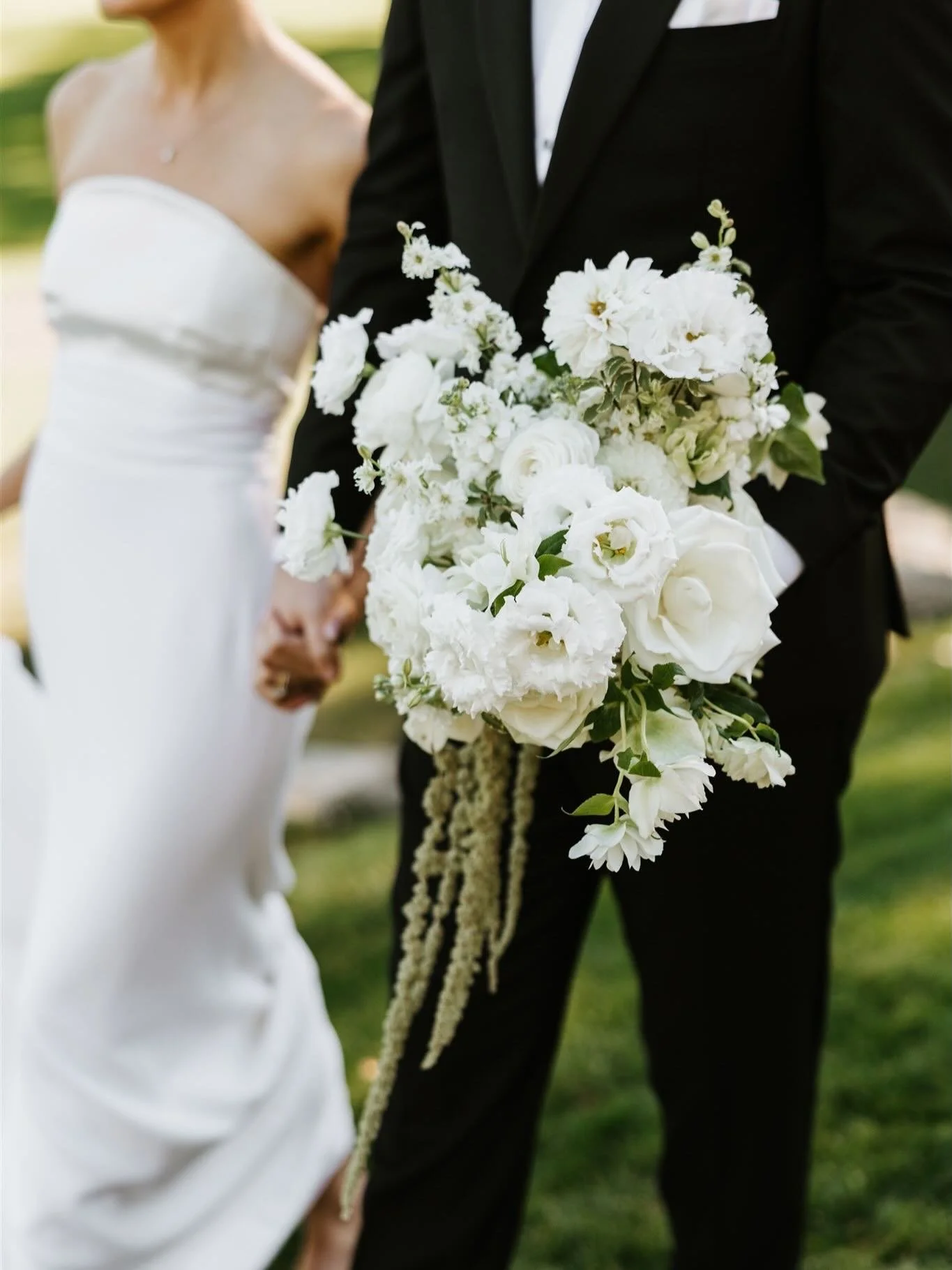 Bouquets up, it&rsquo;s almost wedding weekend 💐

Shelby&rsquo;s wedding bouquet has been a fan favorite and we can see why with her bouncy lisianthus, whimsy hellebore, and draping amaranthus, full of goodness and ready for her closeup! 
⠀⠀⠀⠀⠀⠀⠀⠀⠀
