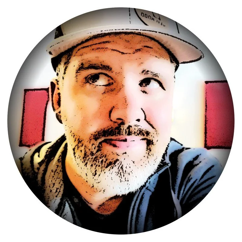 Chas Hoppe Headshot.jpeg