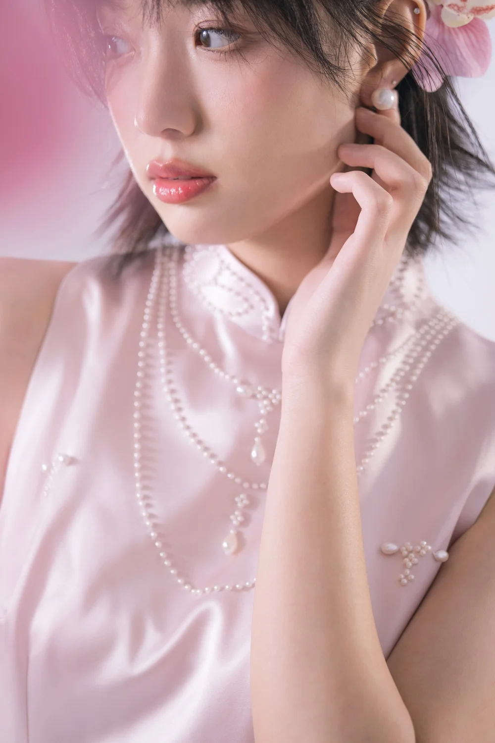 Look 17 · 01