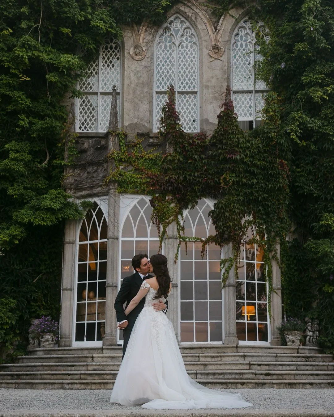 A joy filled  day for Jeanine &amp; Will at @luttrellstowncastleresort 🤍

I&rsquo;ve photographed here many times, and each wedding reminds me why the venue matters so deeply. It&rsquo;s not just where you celebrate, it shapes the atmosphere of your