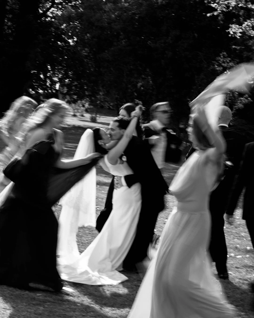 A moment for this incredible wedding party 🤍 Shannon &amp; Robbie&rsquo;s bridesmaids and groomsmen brought all the good energy all day and were such a vibe ✨ 

Photography: @anouska.lovestory 
Videography: @littlebearfilm 
Venue: @borrishouse 
Flor