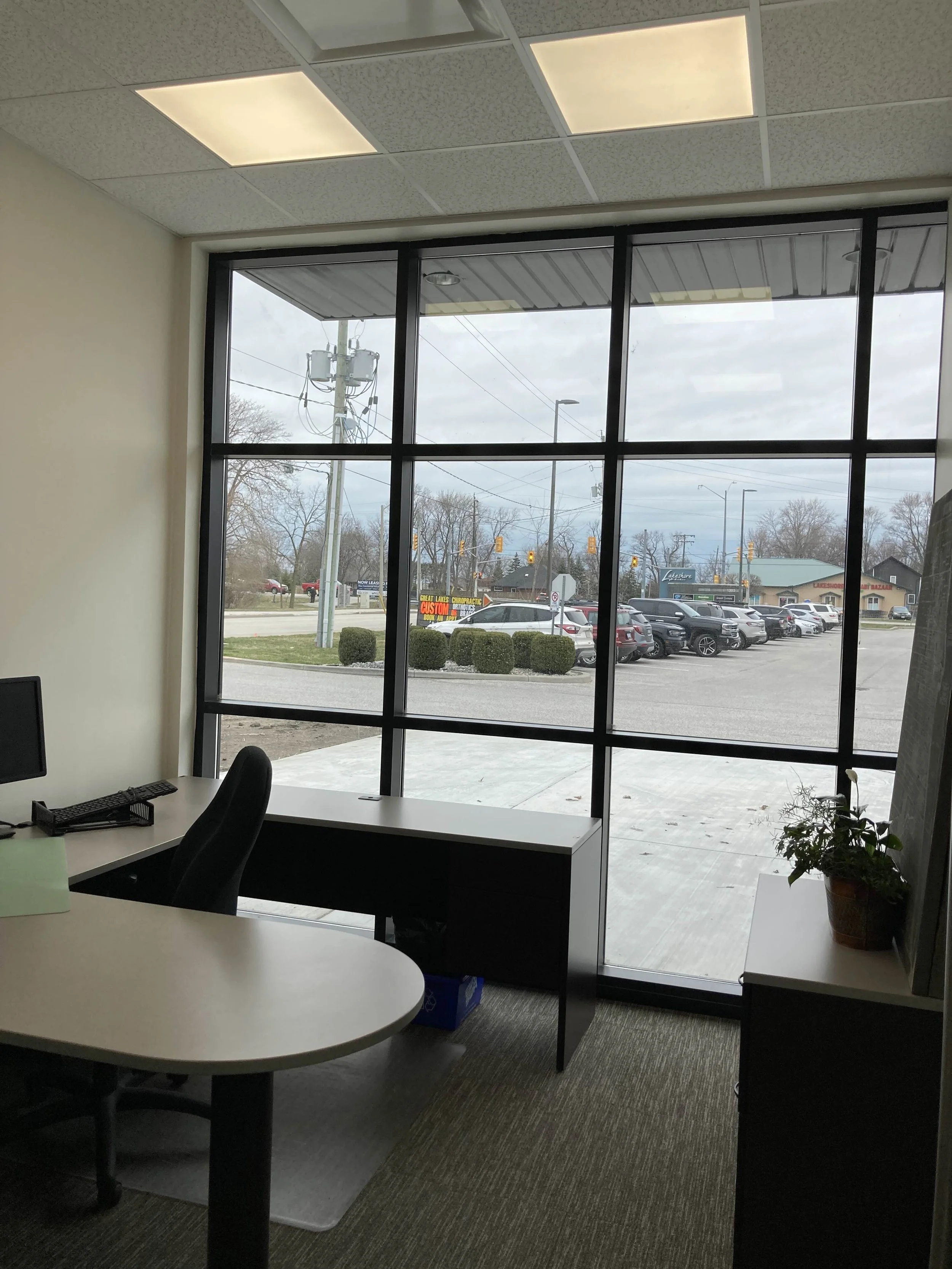 Yves Select Project_Office Windows_Provacy Sun Control_Before_Windsor Window Imaging.jpg