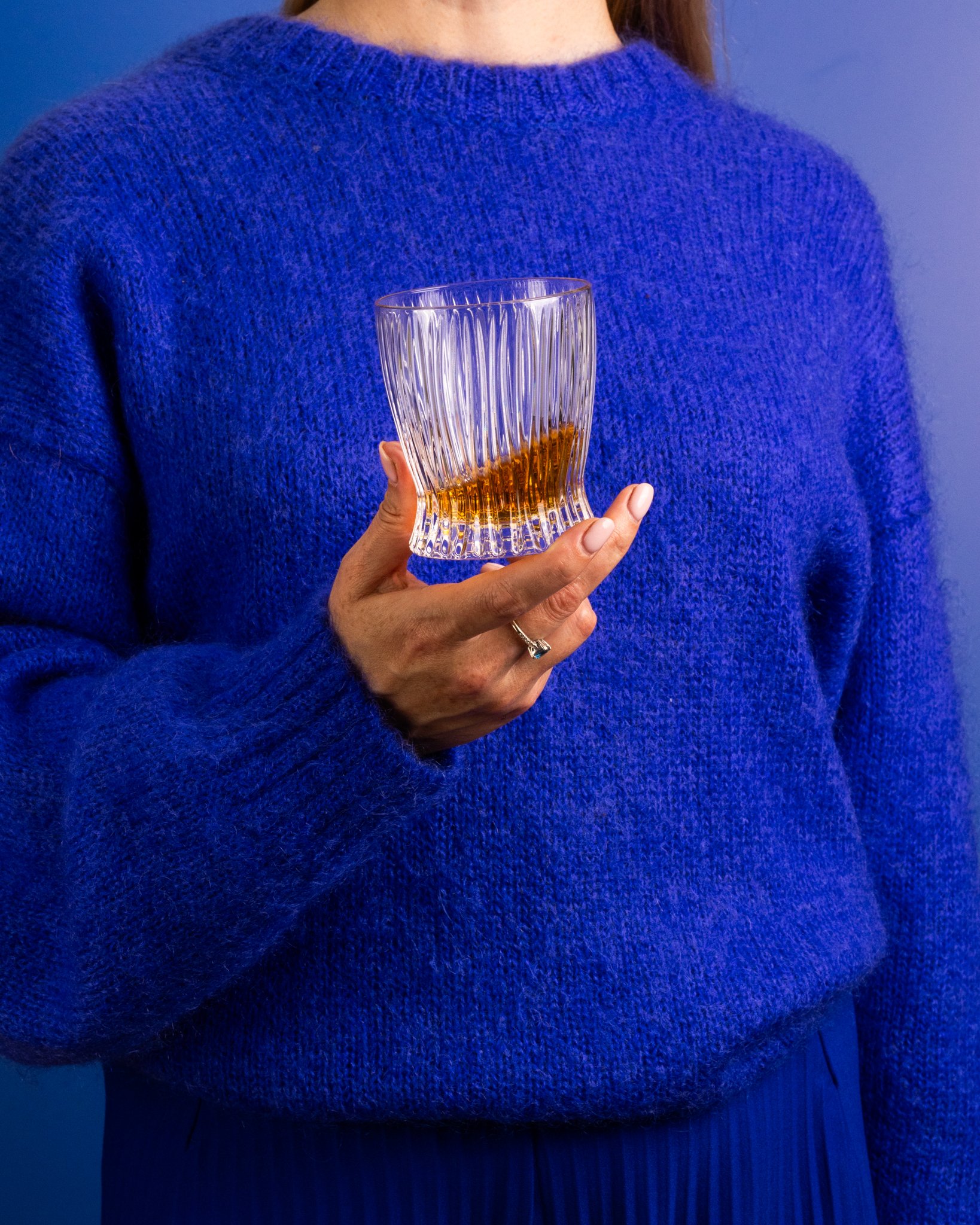 4x5 Blue Spot Whisket in Hand.jpg