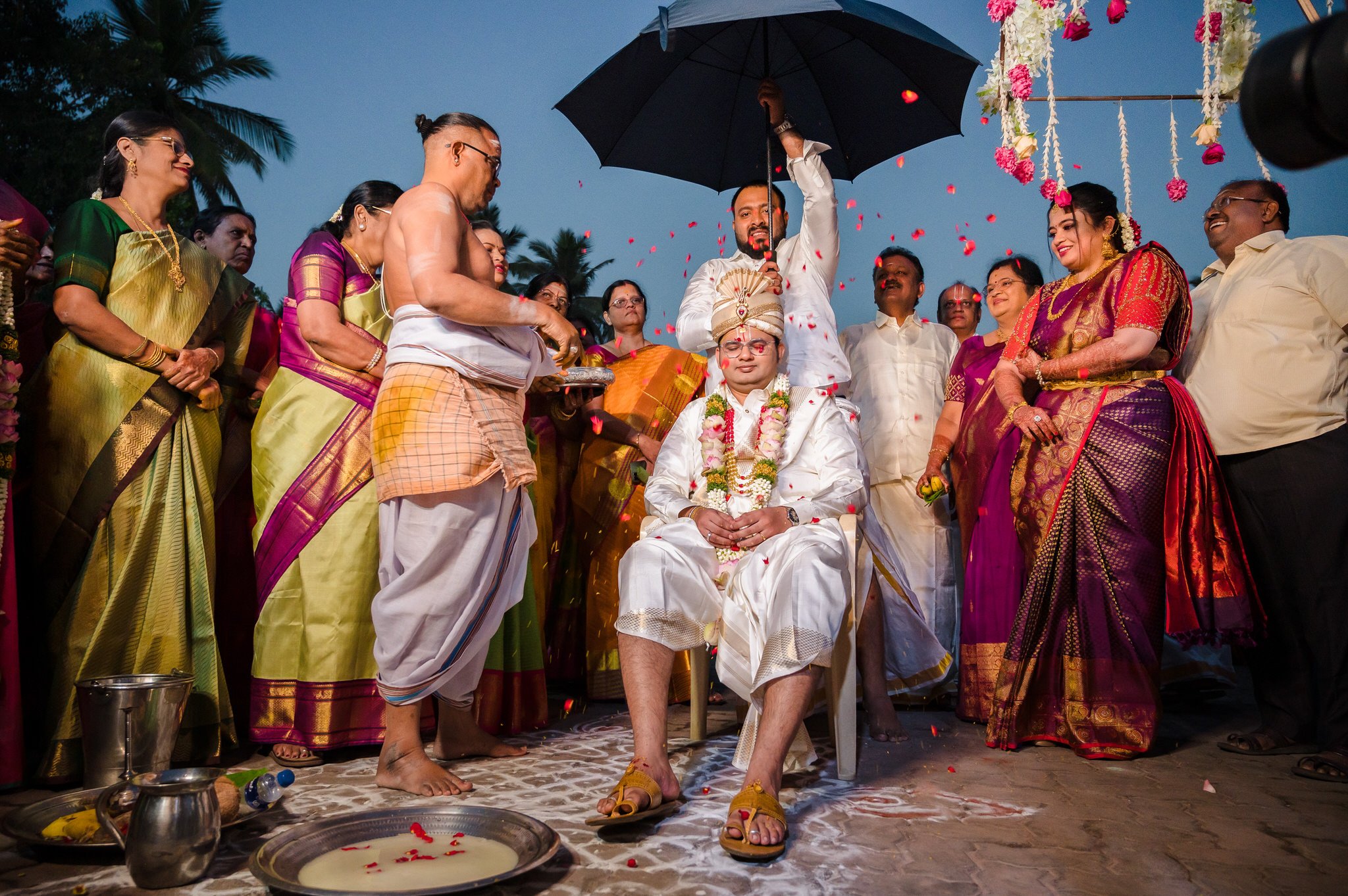 Sangeetha-Dusyant-Wedding-Ratnagiri-Temple-2190.jpg