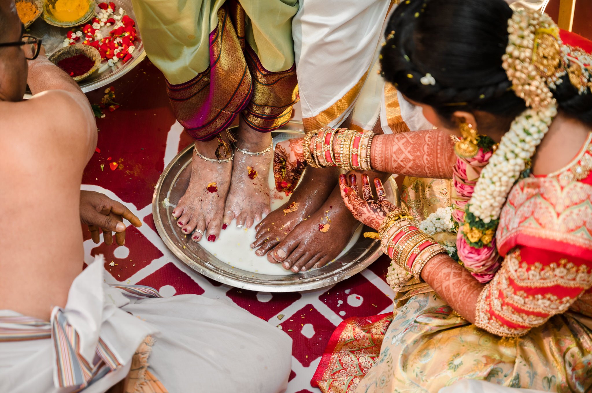 Sangeetha-Dusyant-Wedding-Ratnagiri-Temple-2343.jpg