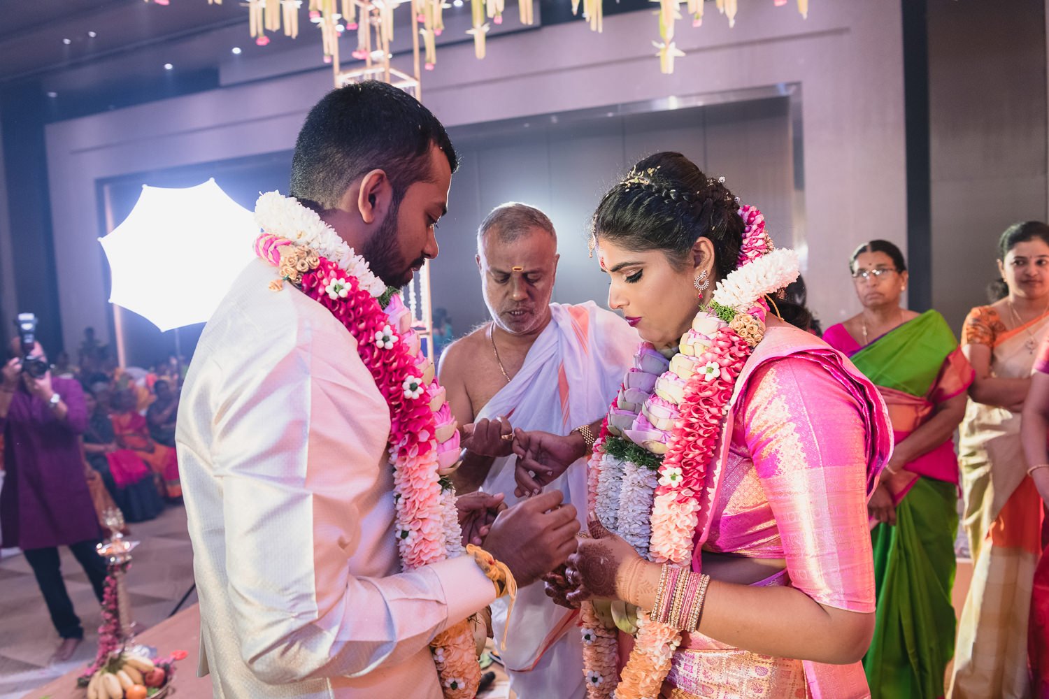 Akshara-Arun-wedding-coimbatore-radisson-blu-0153.jpg