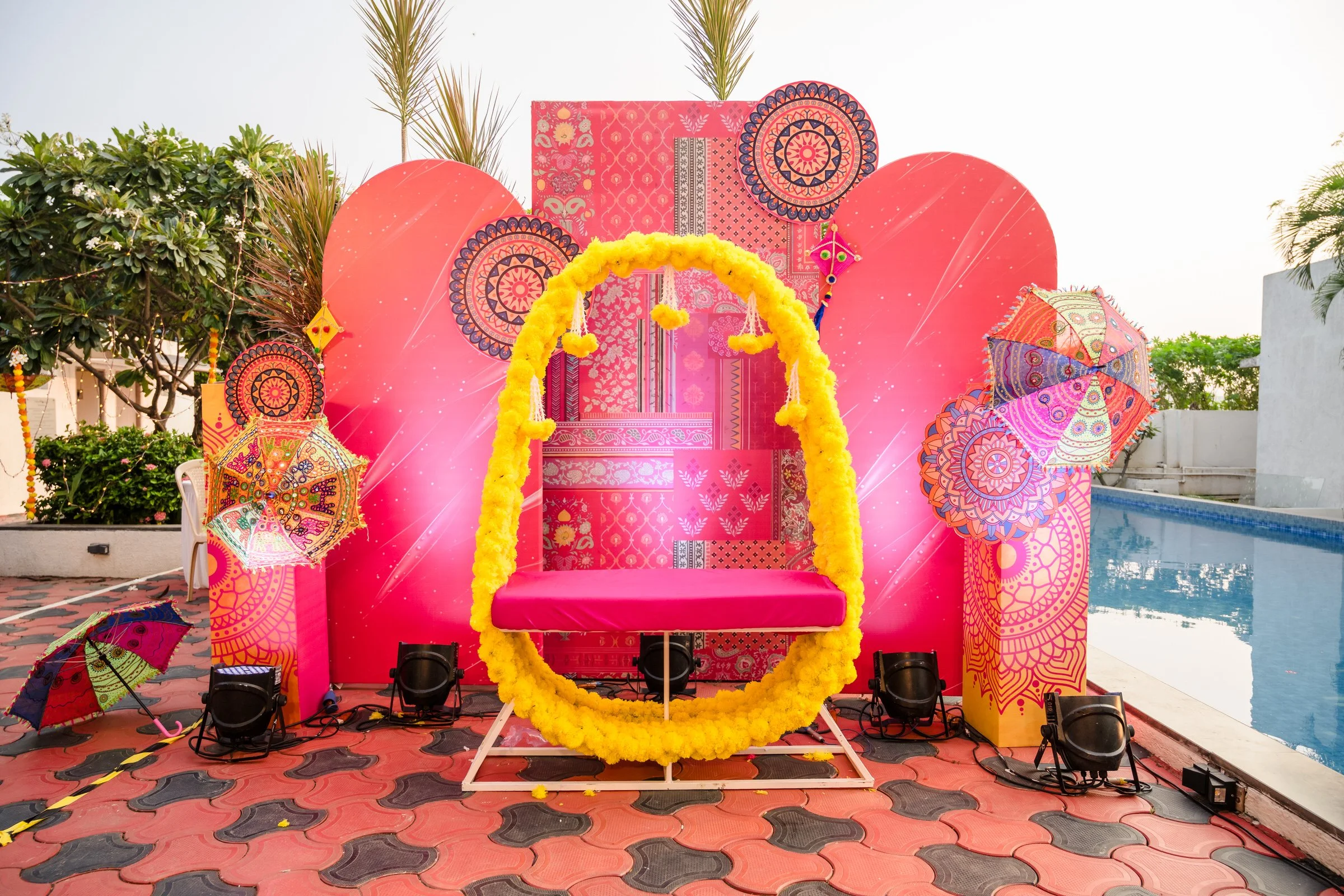 Girija-Anirudh-Gopinath-Gardens-ecr-0114.jpg
