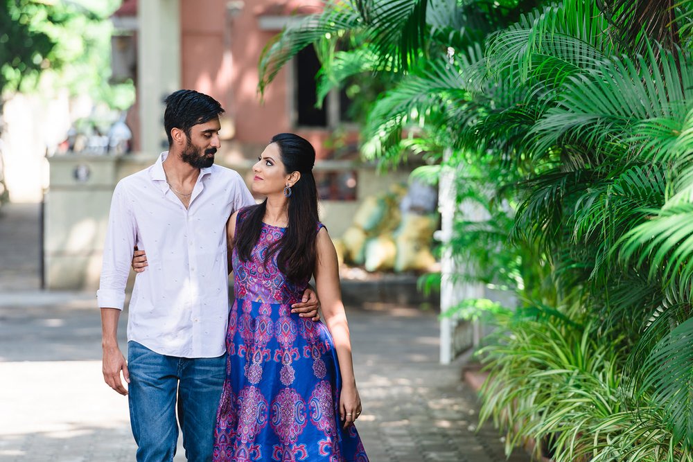 Sanjeev-Harshini-Coupleshoot-Fika-0058.jpg