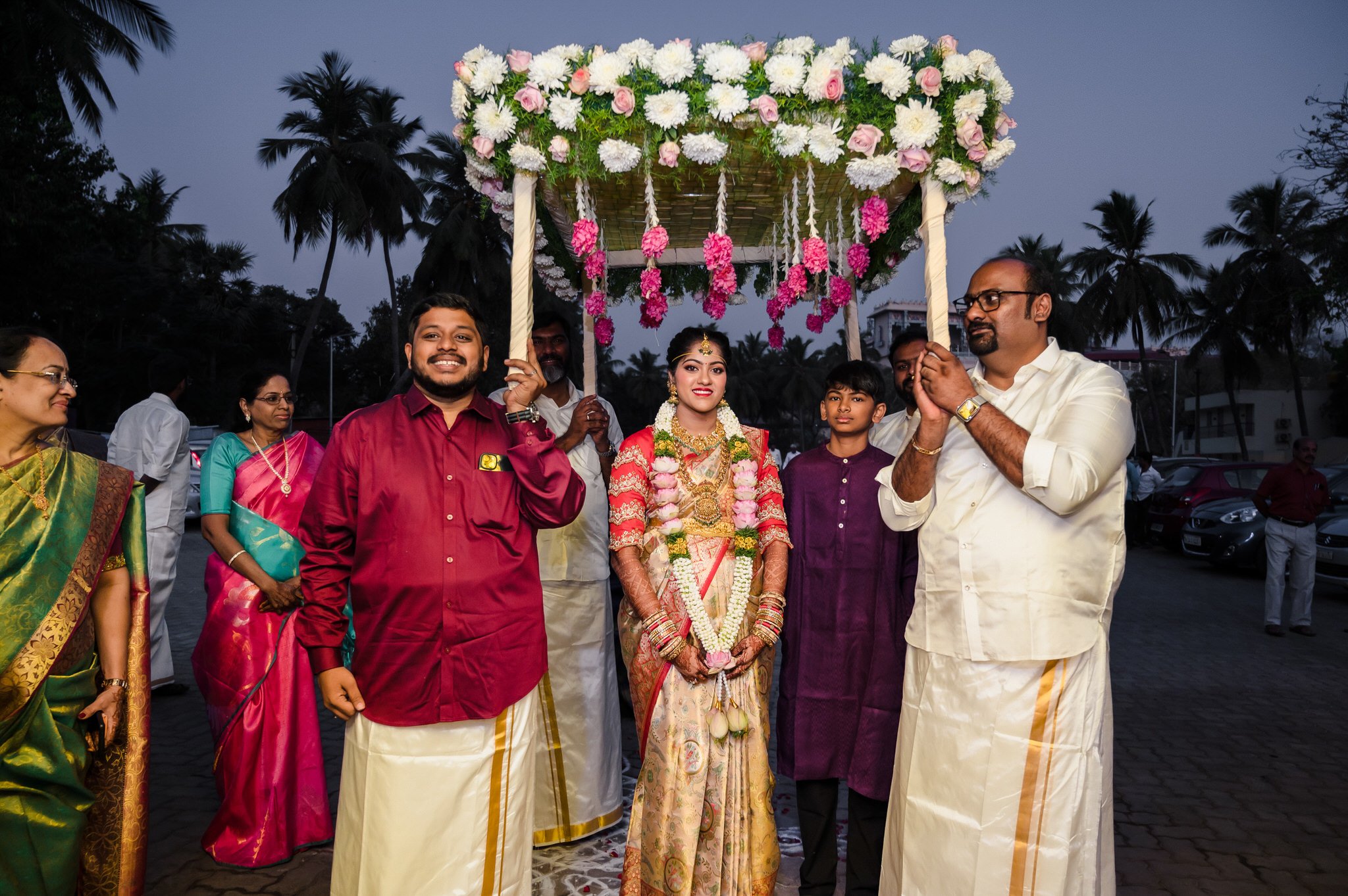 Sangeetha-Dusyant-Wedding-Ratnagiri-Temple-2226.jpg