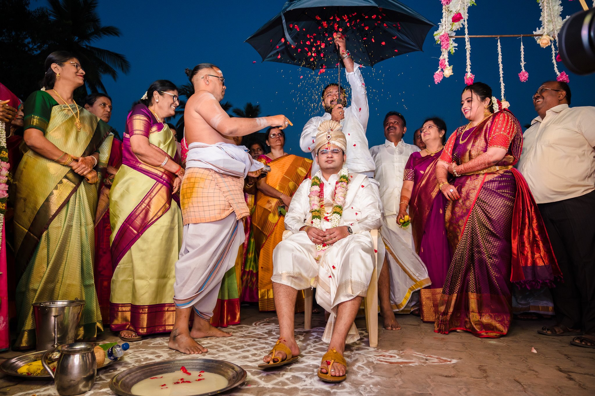 Sangeetha-Dusyant-Wedding-Ratnagiri-Temple-2189.jpg