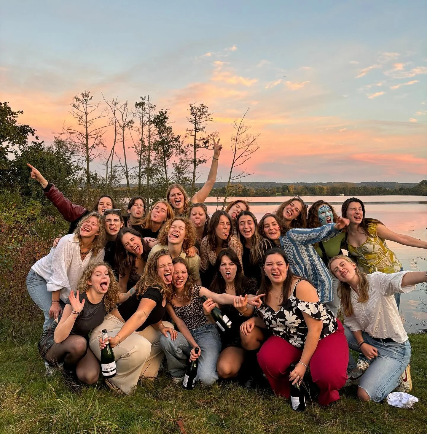 Ook onze baby&rsquo;s worden groot, 7 nieuwe knotsen erbij  #hoorjijdeeierstokkenalrammen? Ps. Wist je dat wij een keigave almanak hebben ? #lustrumjaar