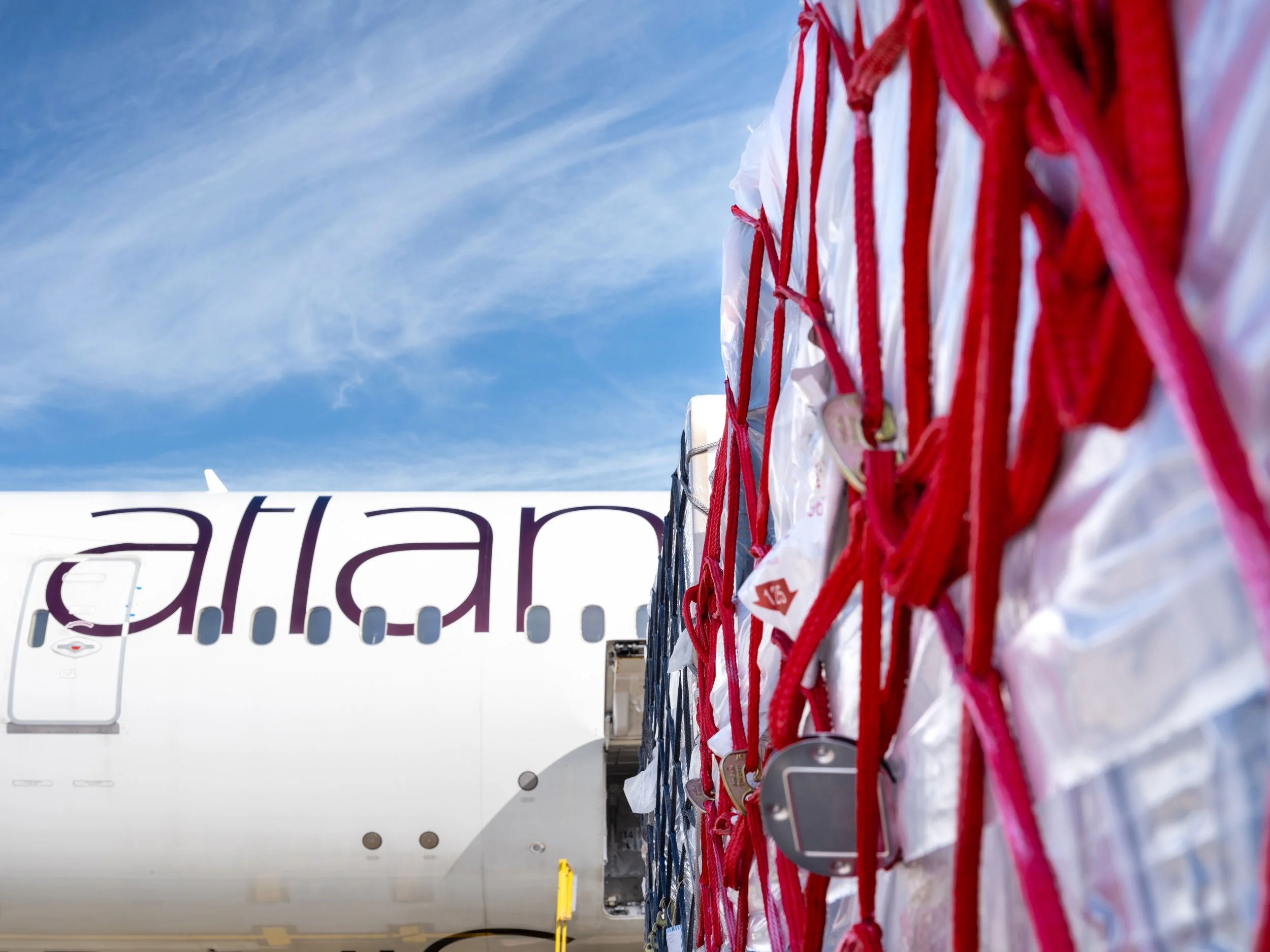 LAIRDKAY_VIRGINATLANTICCARGO_ 4-7 FINAL.jpg