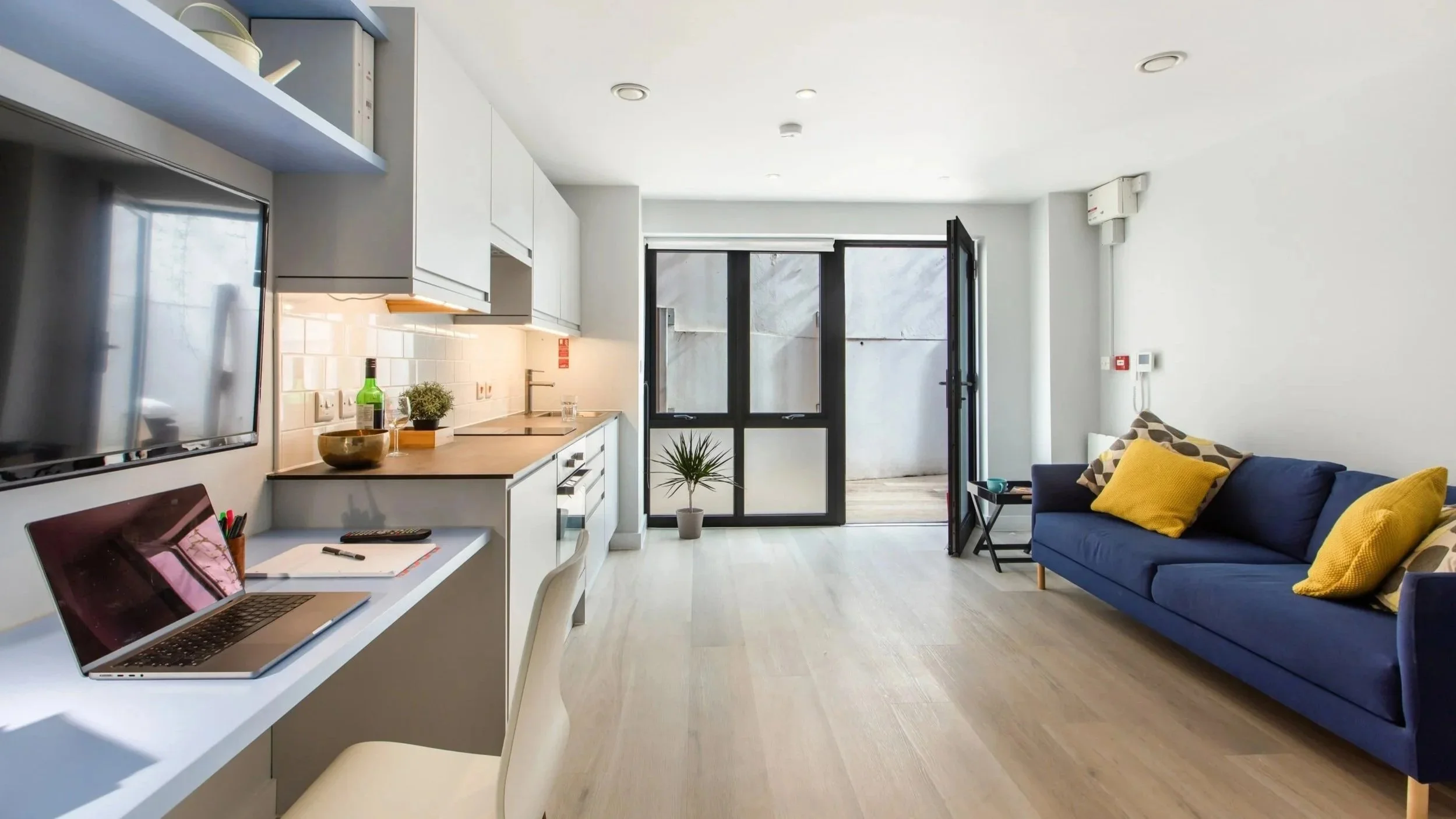 The_Leat_Student_Apartments_Exeter_10.jpg (Copy)