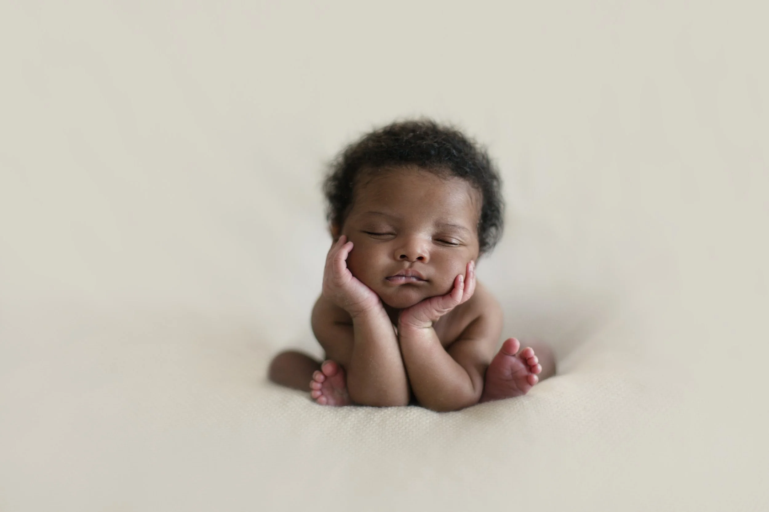 Jr_Newborn_ChristineSara01 (1).jpg