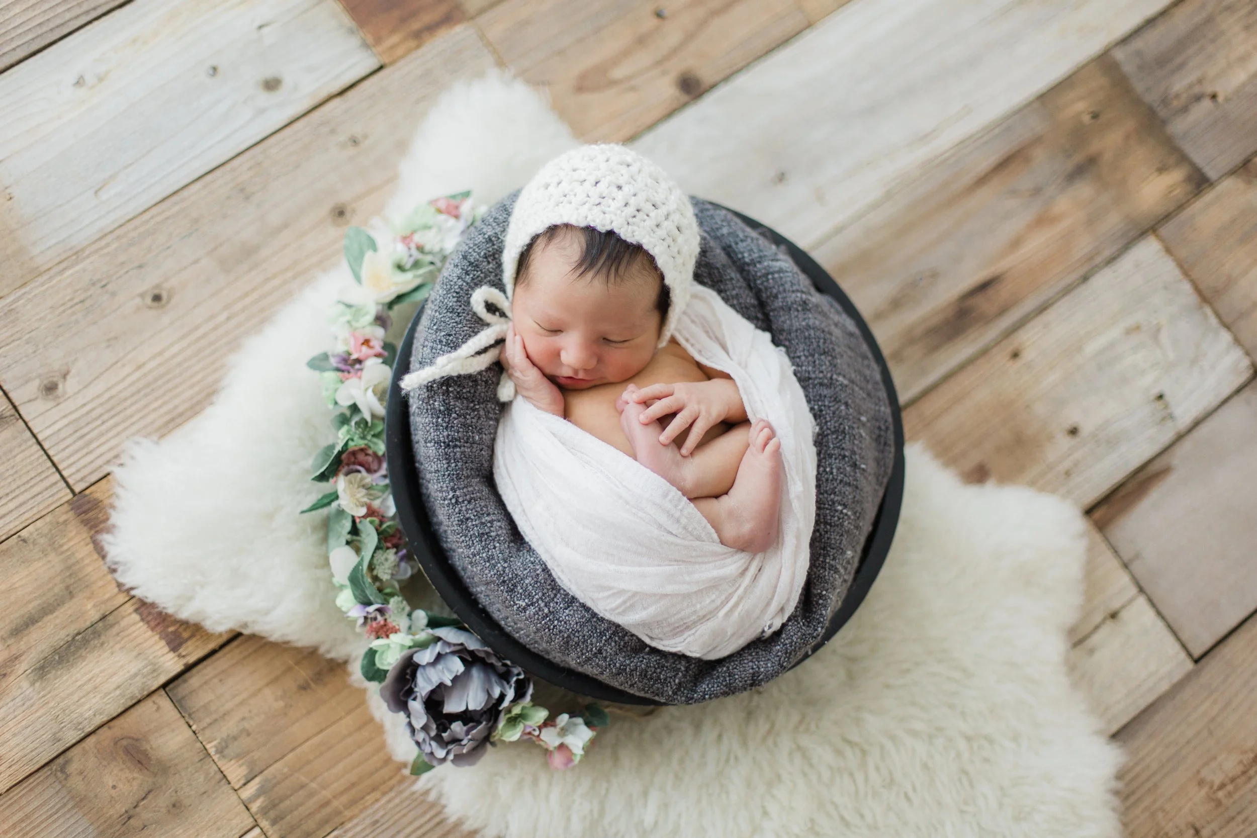 Frazier-Park-Newborn-Baby-Photographer-Vivan-11.jpg