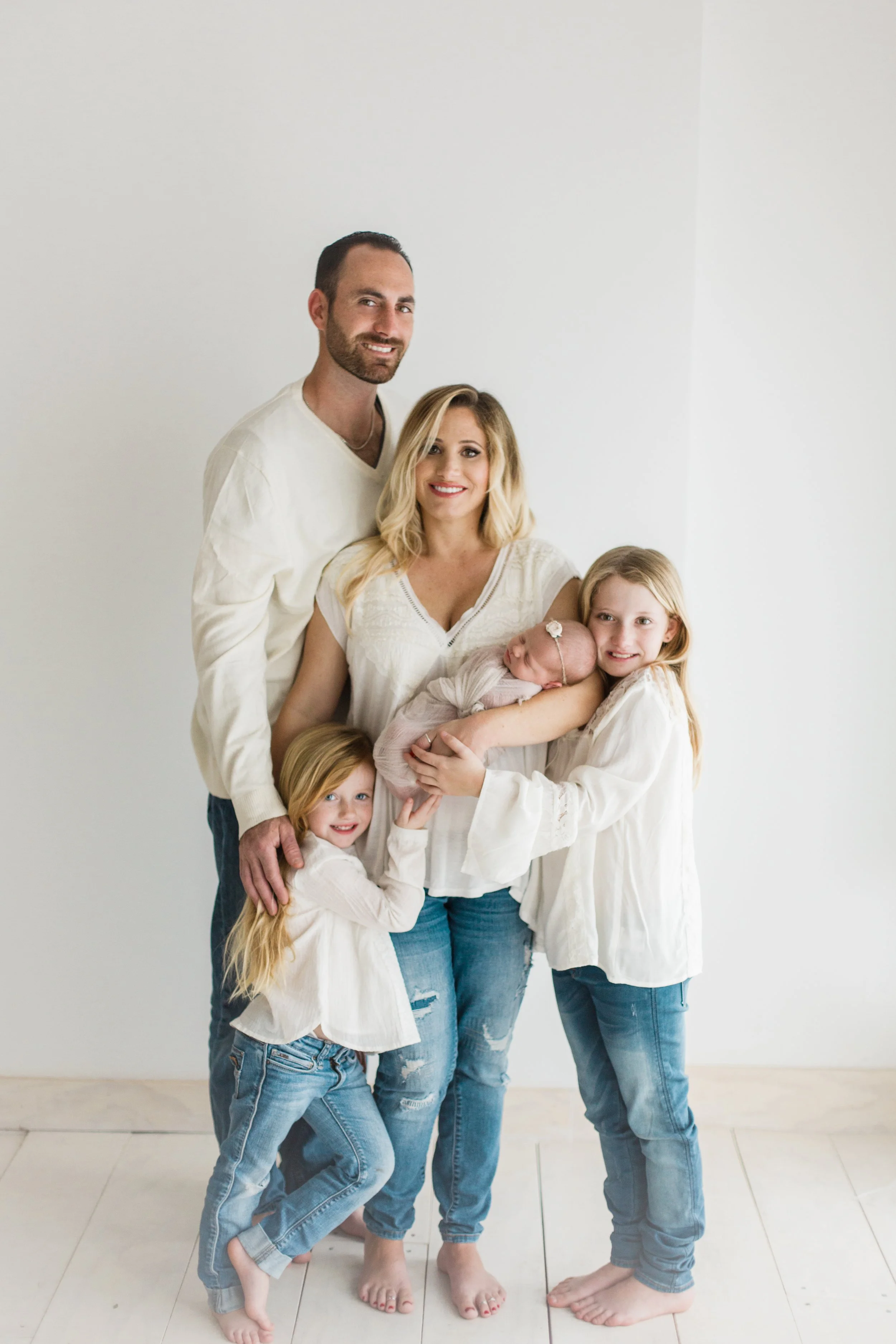 Los_Angeles_Newborn_Photographer_Christine_Sara_Baby_Memphis37 (2).jpg