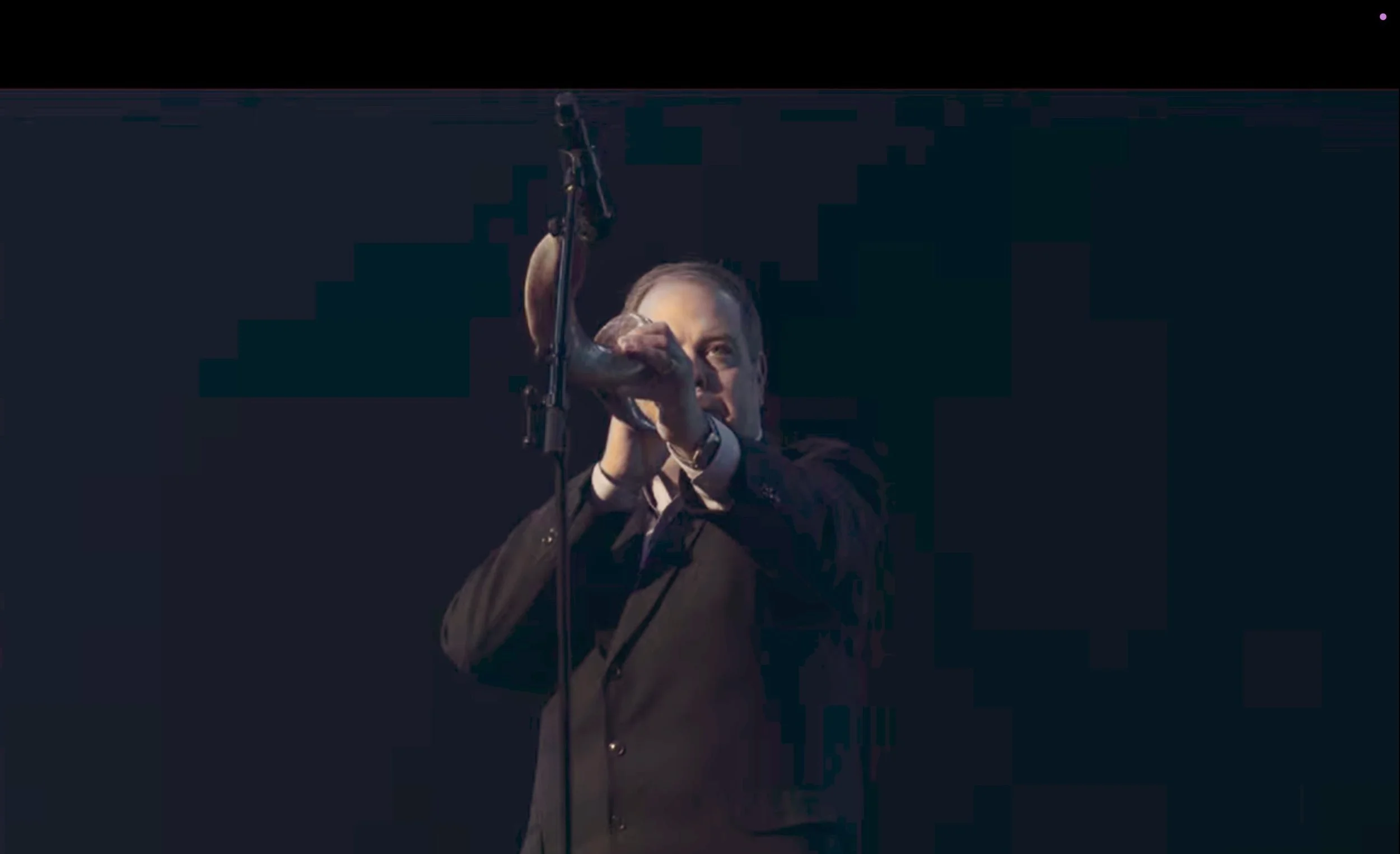 James Knabe blowing the shofar in Texas