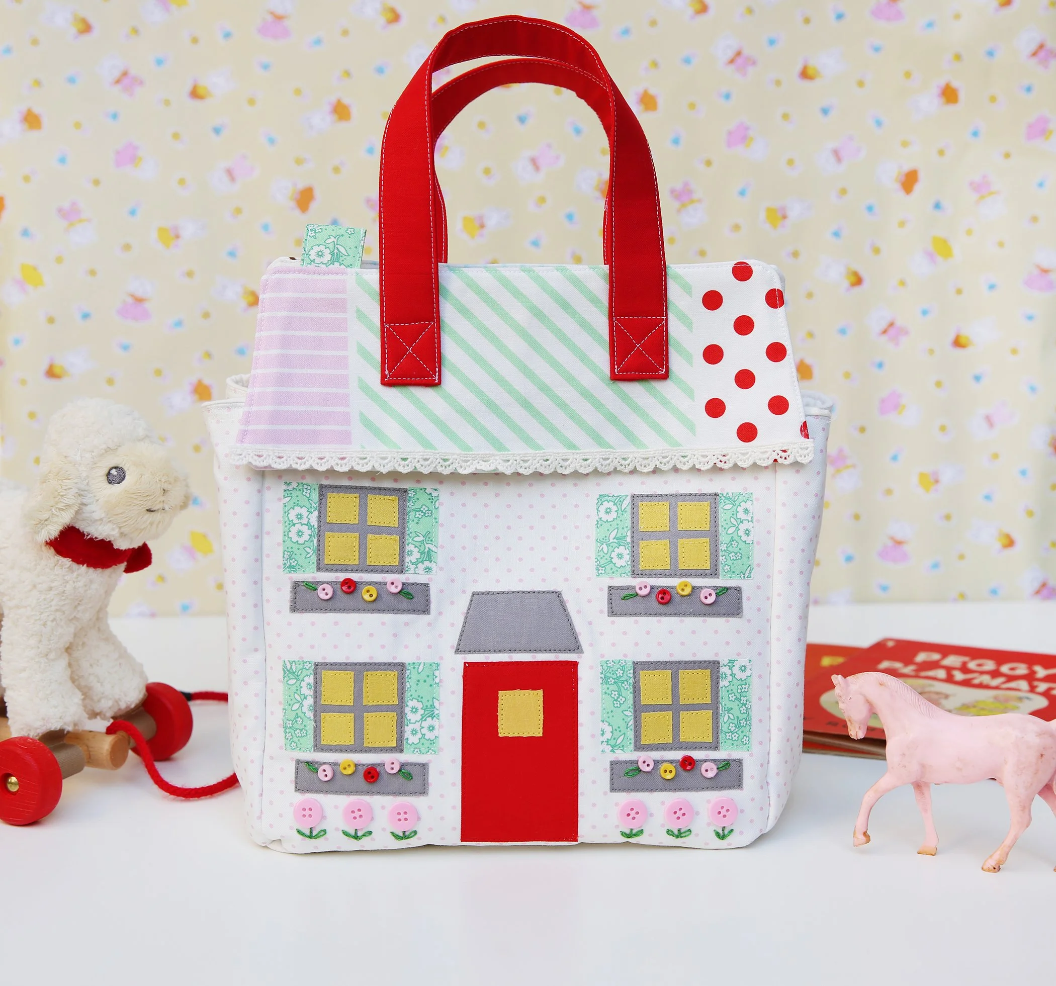 9N5A4531 - Dollhouse Tote Dolly Book.jpg