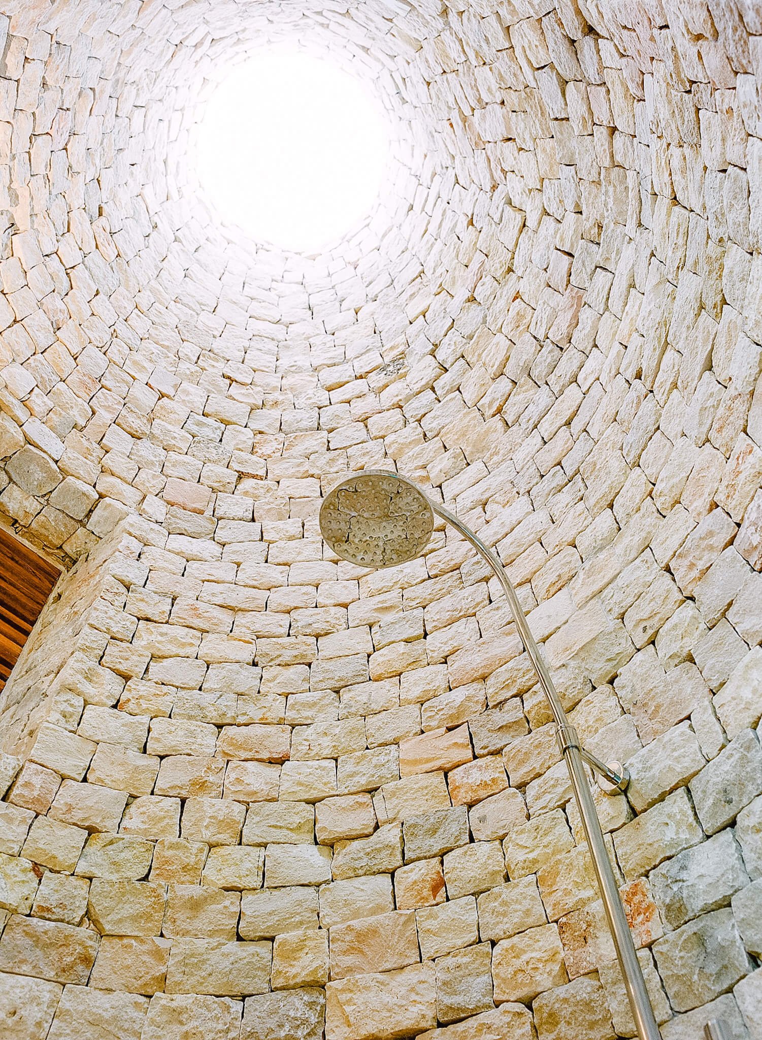 Madagascar Miavana shower.