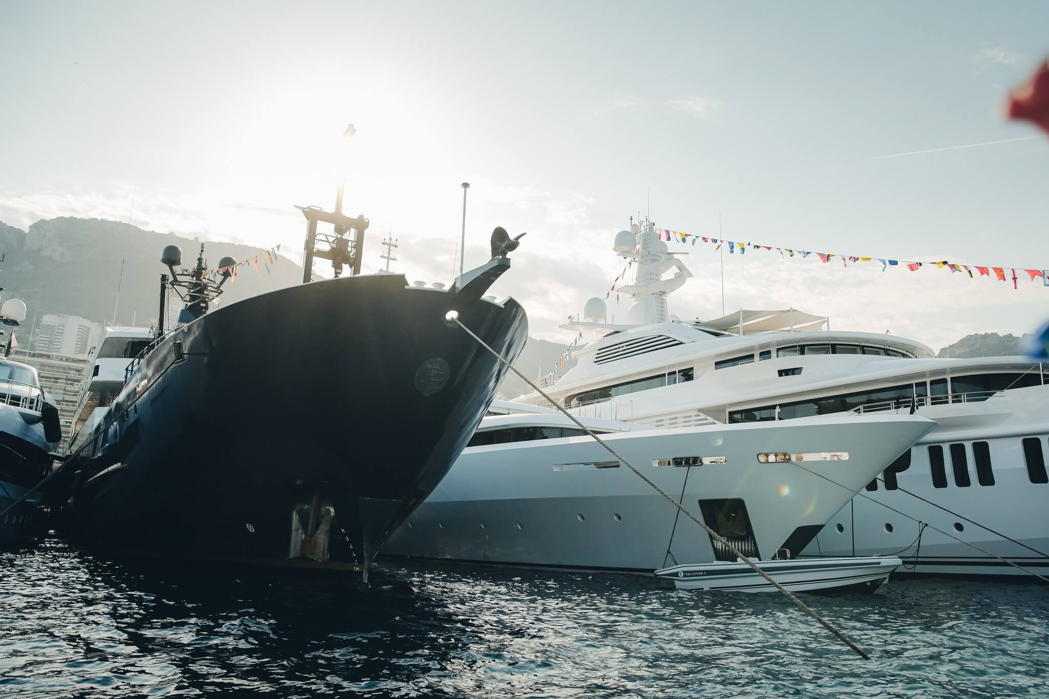 monaco-marina-yachts.jpg