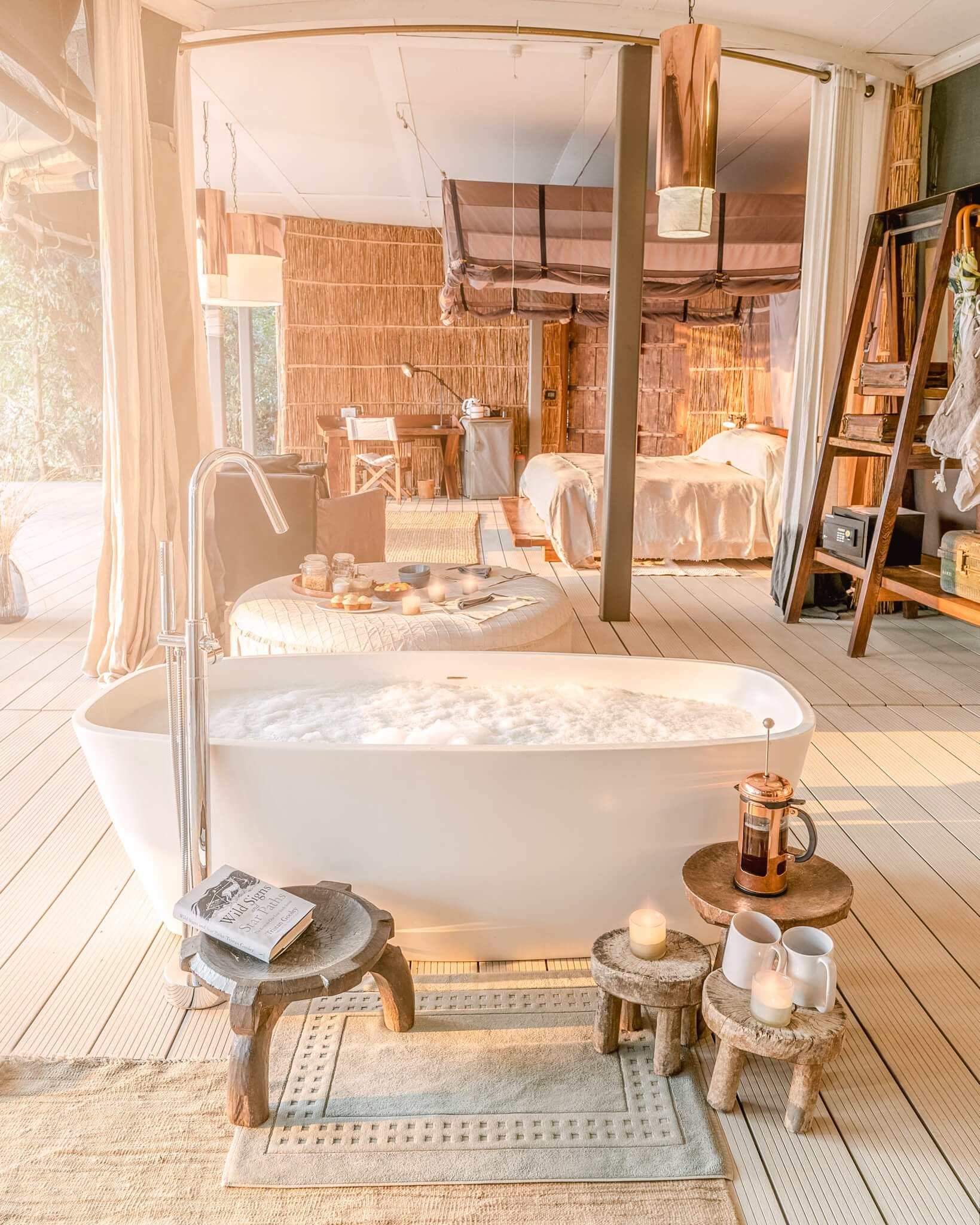 Time Tide Chinzombo lodge Zambia.