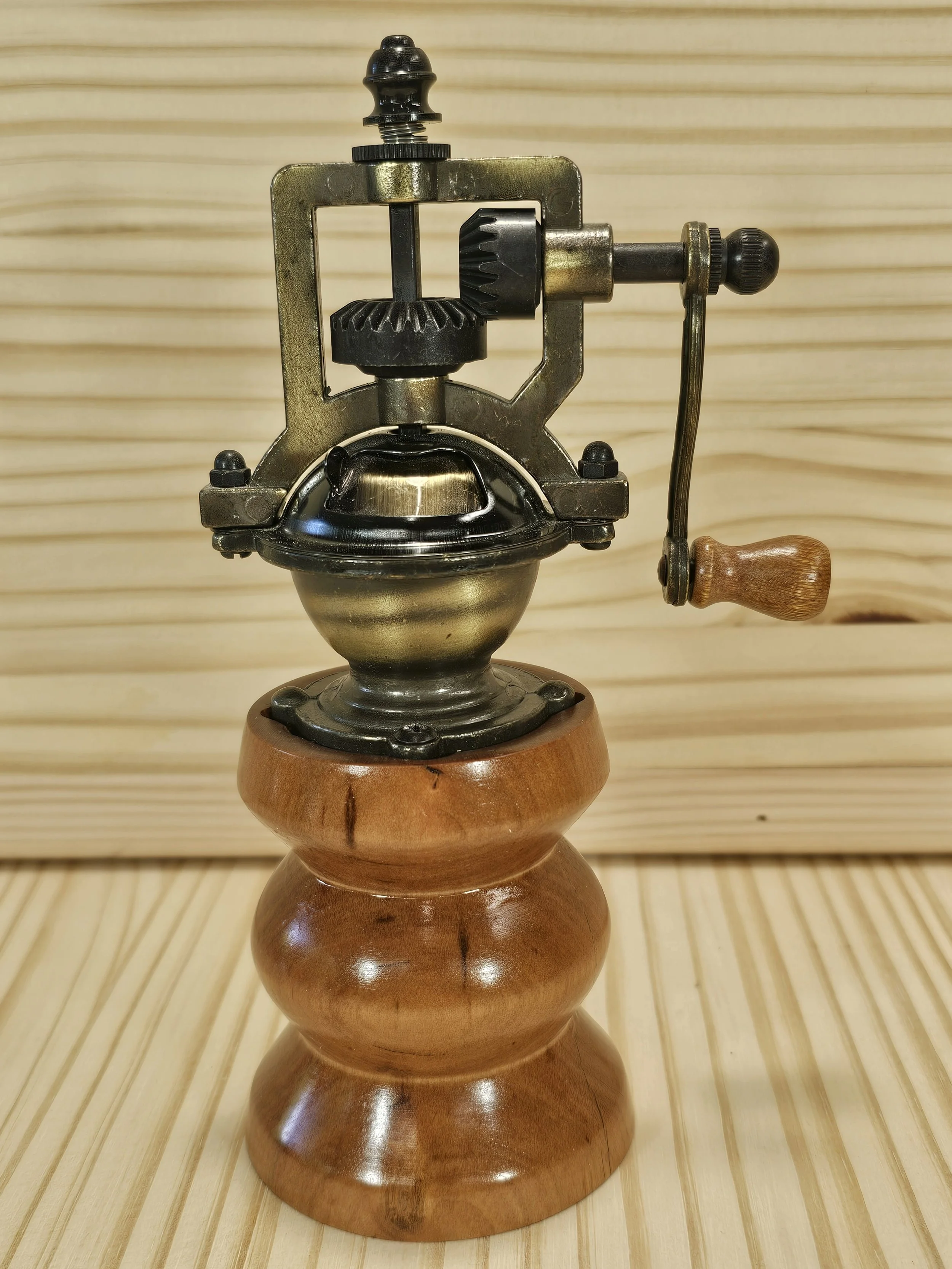 Steampunk pepper grinder made of Bradford Pear wood (Copy)