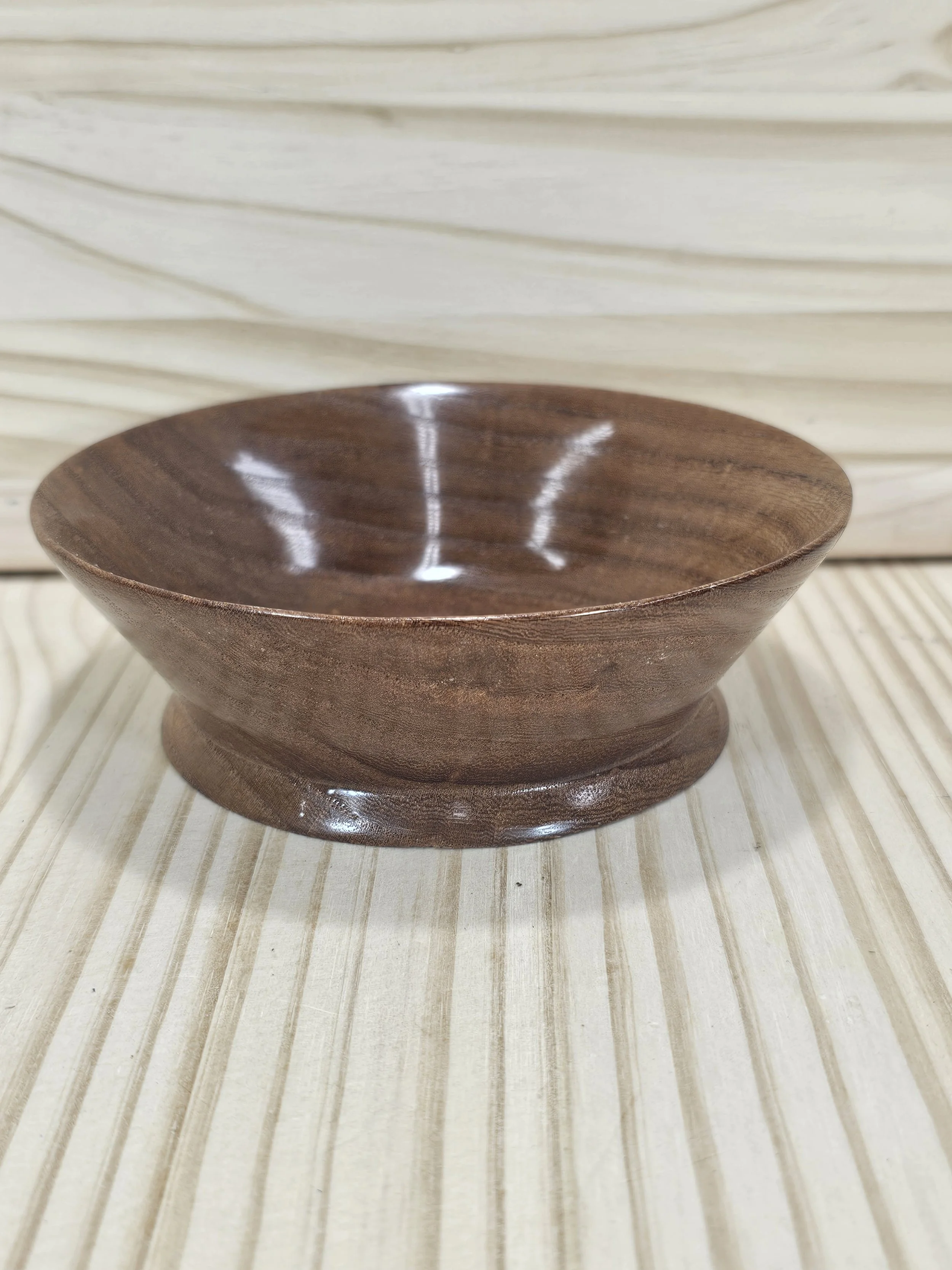 Elm nut bowl